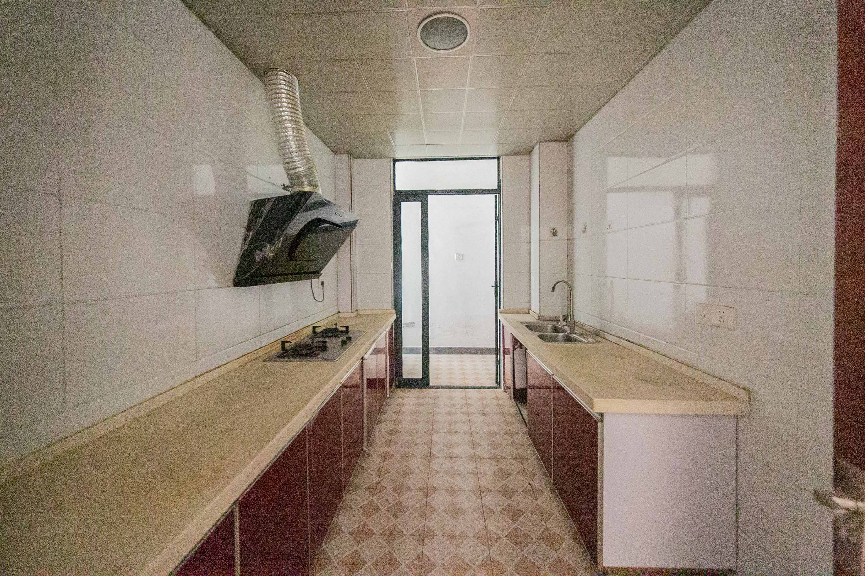 湘江世纪城贯江苑 3室2厅2卫 110.0万 湘江世纪城贯江苑 3室2厅2卫 110.0万厨房