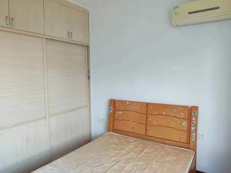 名仕华府  2室2厅1卫   2000.00元/月室内图