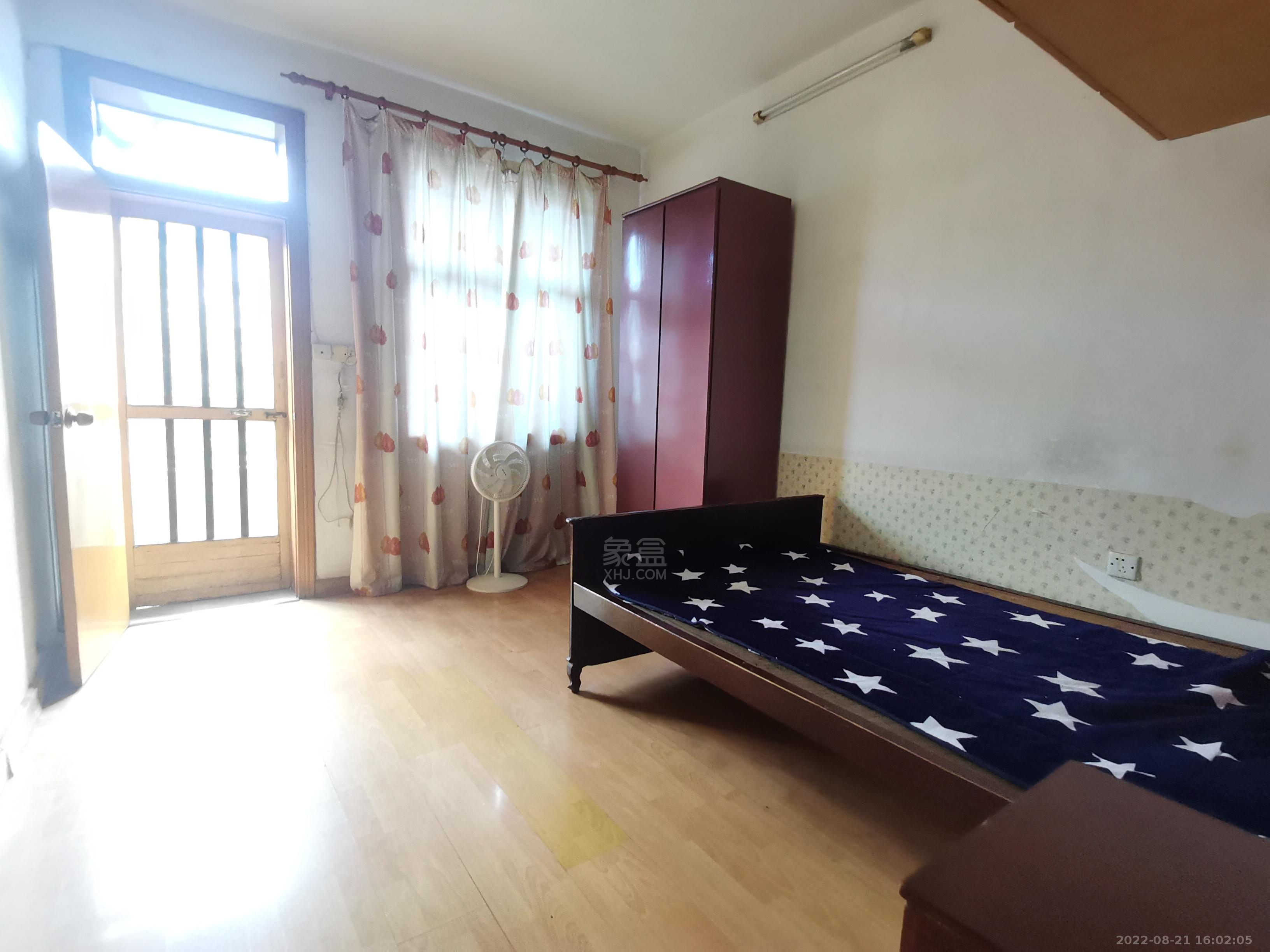 解放一村  2室2厅1卫   700.00元/月室内图