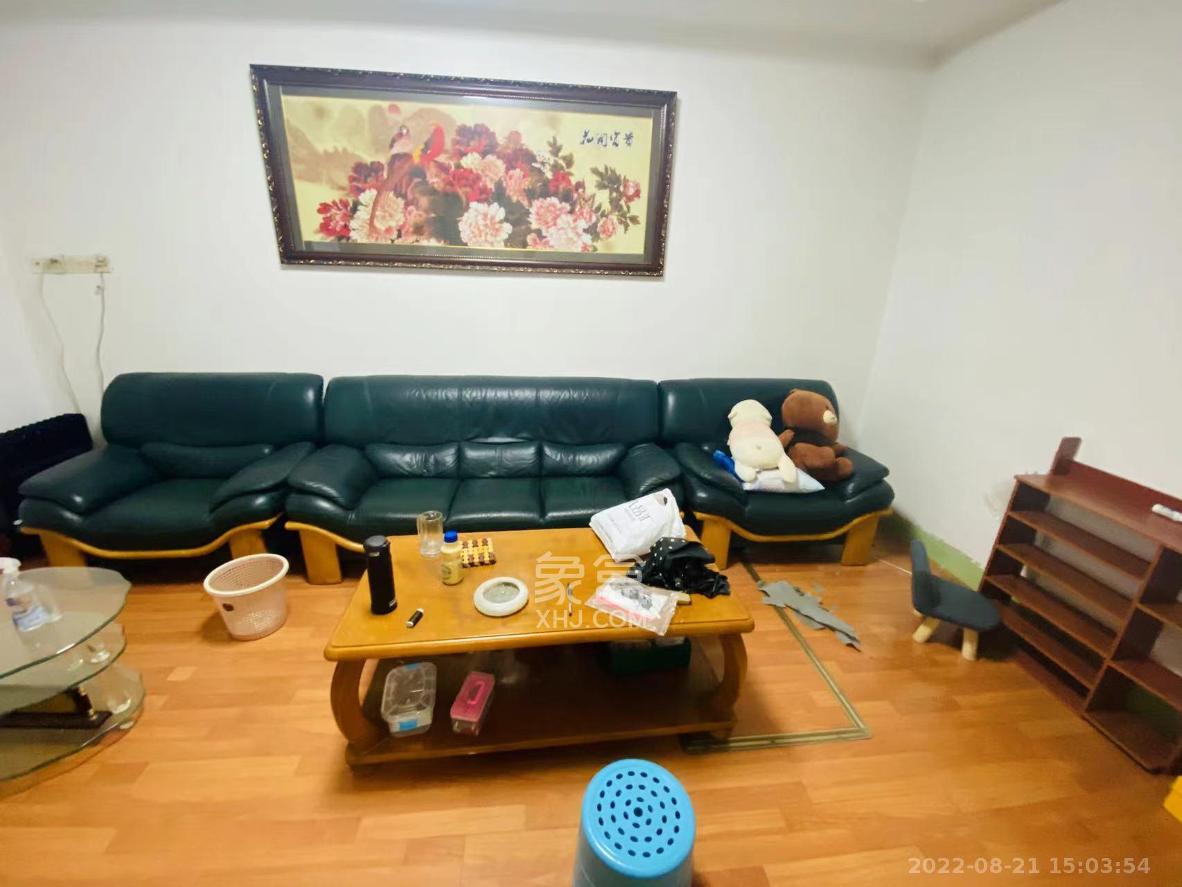 青山祠社区 2室2厅1卫 1600.0元/月 青山祠社区 2室2厅1卫 1600.0元/月室内图