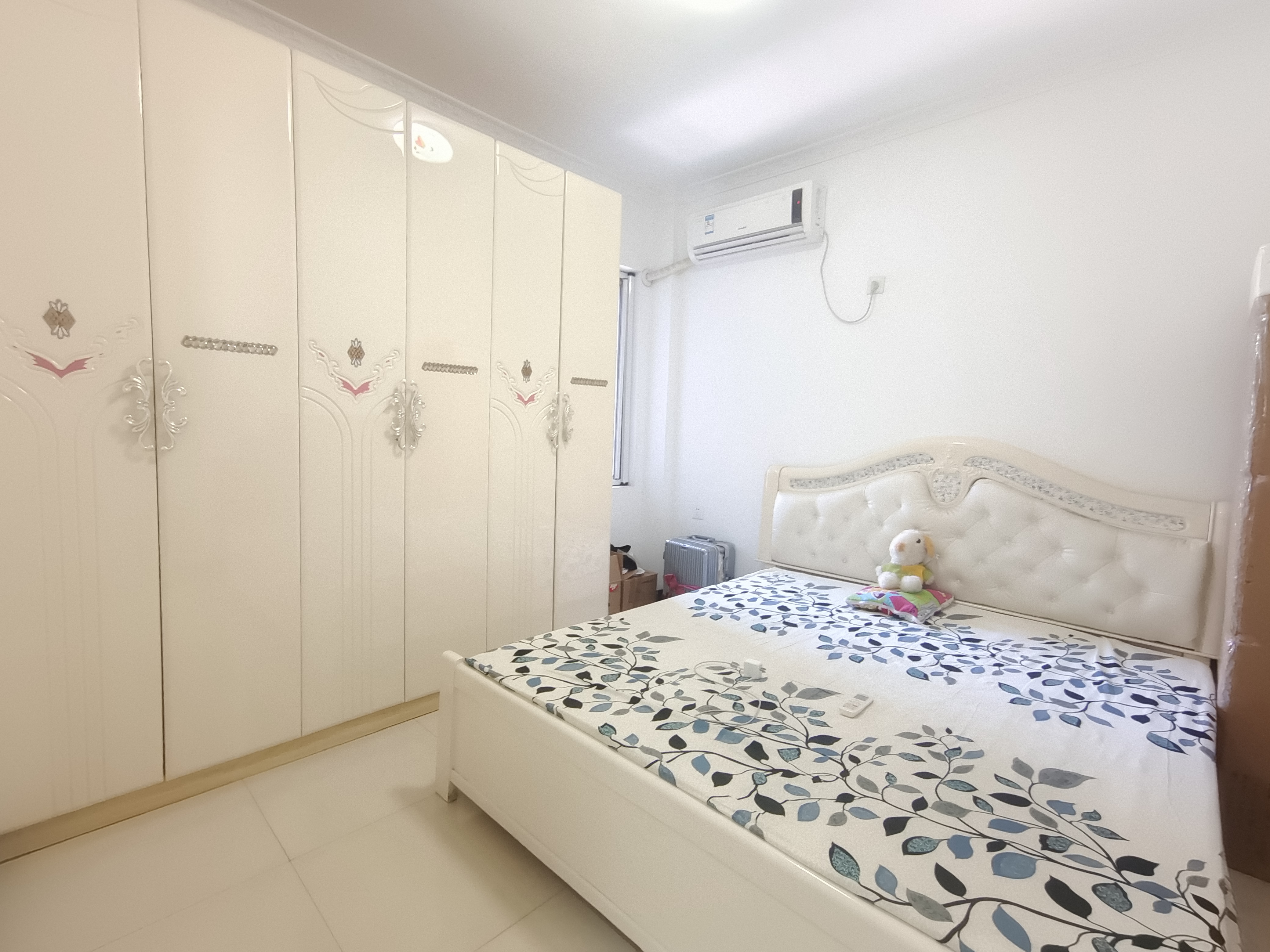 文化园三期  3室2厅2卫    92.8万 文化园三期  3室2厅2卫    92.8万室内图