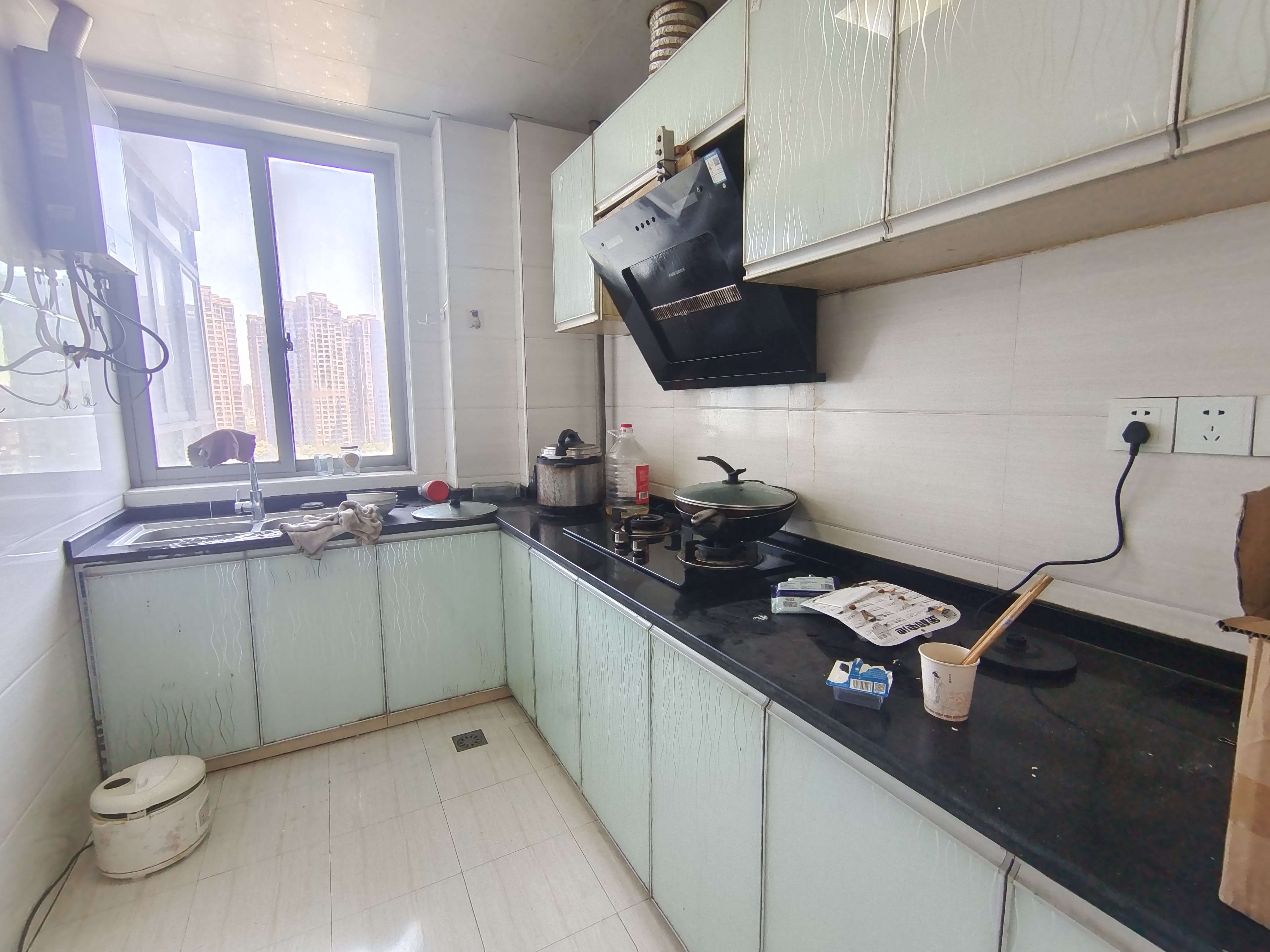 文化园三期  3室2厅2卫    92.8万 文化园三期  3室2厅2卫    92.8万室内图