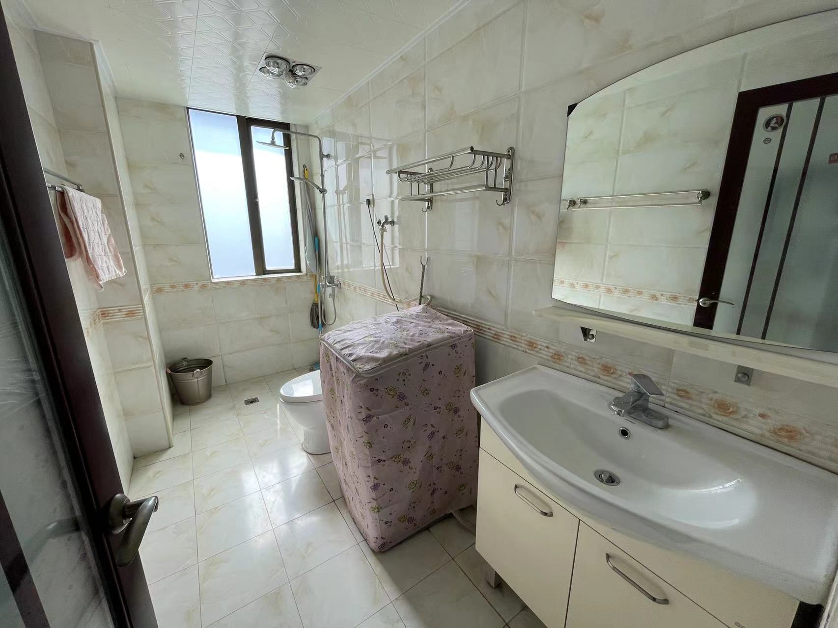 凯旋名门人民中路1006号 4室2厅2卫 106.0万 凯旋名门人民中路1006号 4室2厅2卫 106.0万室内图