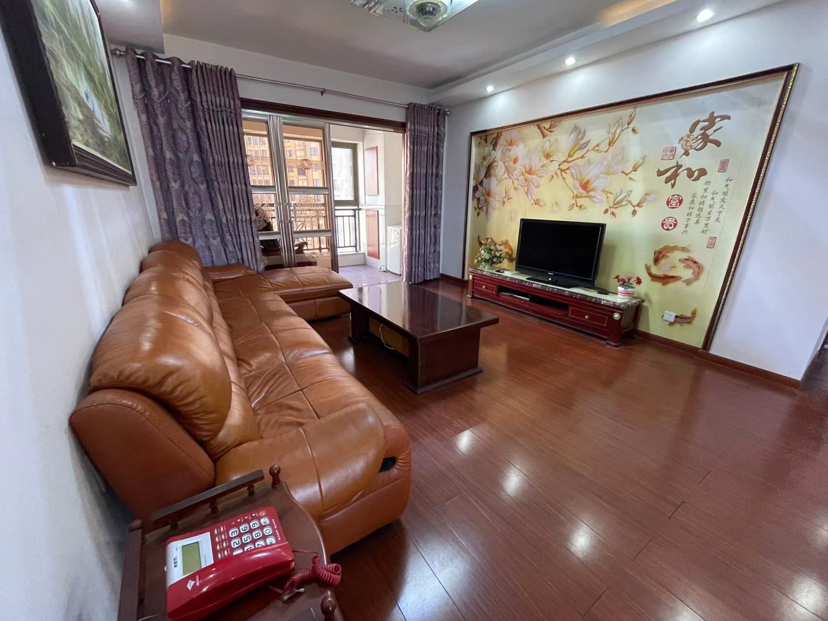 凯旋名门人民中路1006号 4室2厅2卫 106.0万 凯旋名门人民中路1006号 4室2厅2卫 106.0万室内图