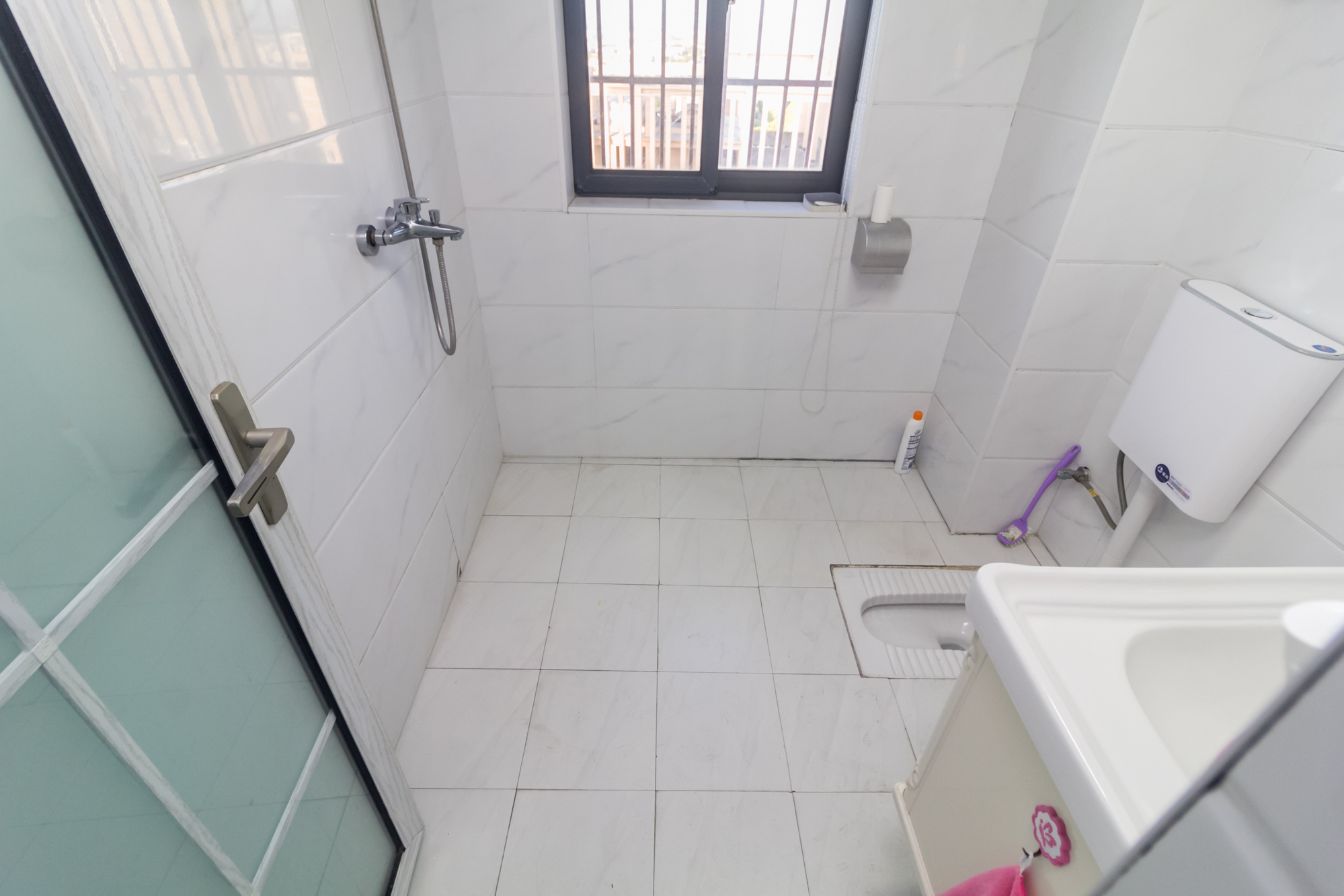 湘楚华庭 2室2厅1卫 55.0万 湘楚华庭 2室2厅1卫 55.0万卫生间