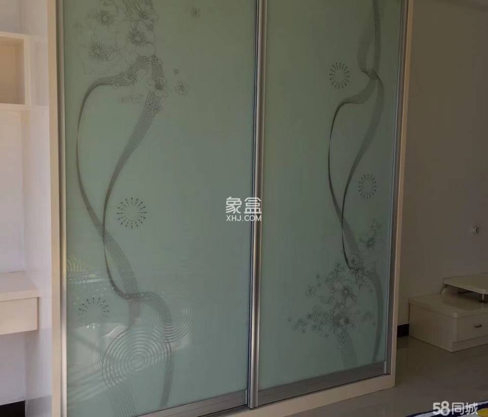 六福大厦 1室1厅1卫 800.00元/月 六福大厦 1室1厅1卫 800.00元/月室内图