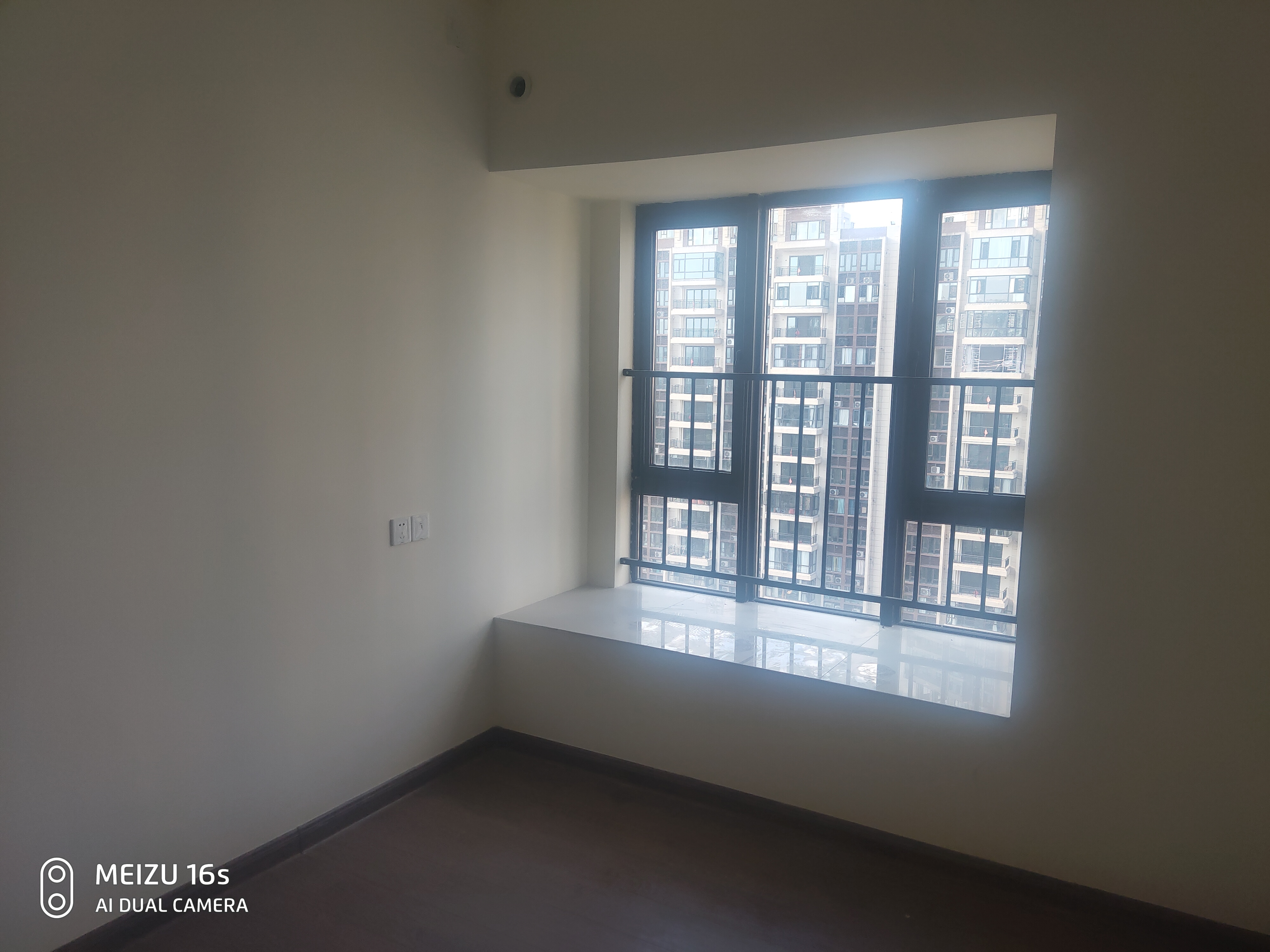 碧桂园娄星府 4室2厅2卫 2000.00元/月 碧桂园娄星府 4室2厅2卫 2000.00元/月室内图