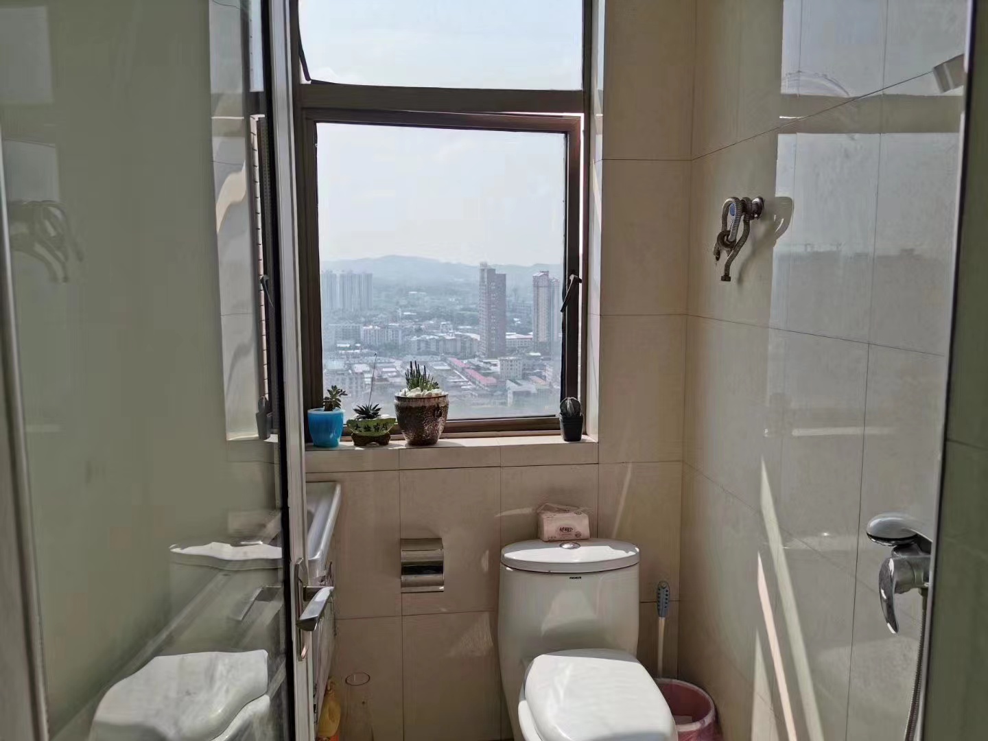 万鸿鑫城 2室2厅1卫 46.80万 万鸿鑫城 2室2厅1卫 46.80万室内图