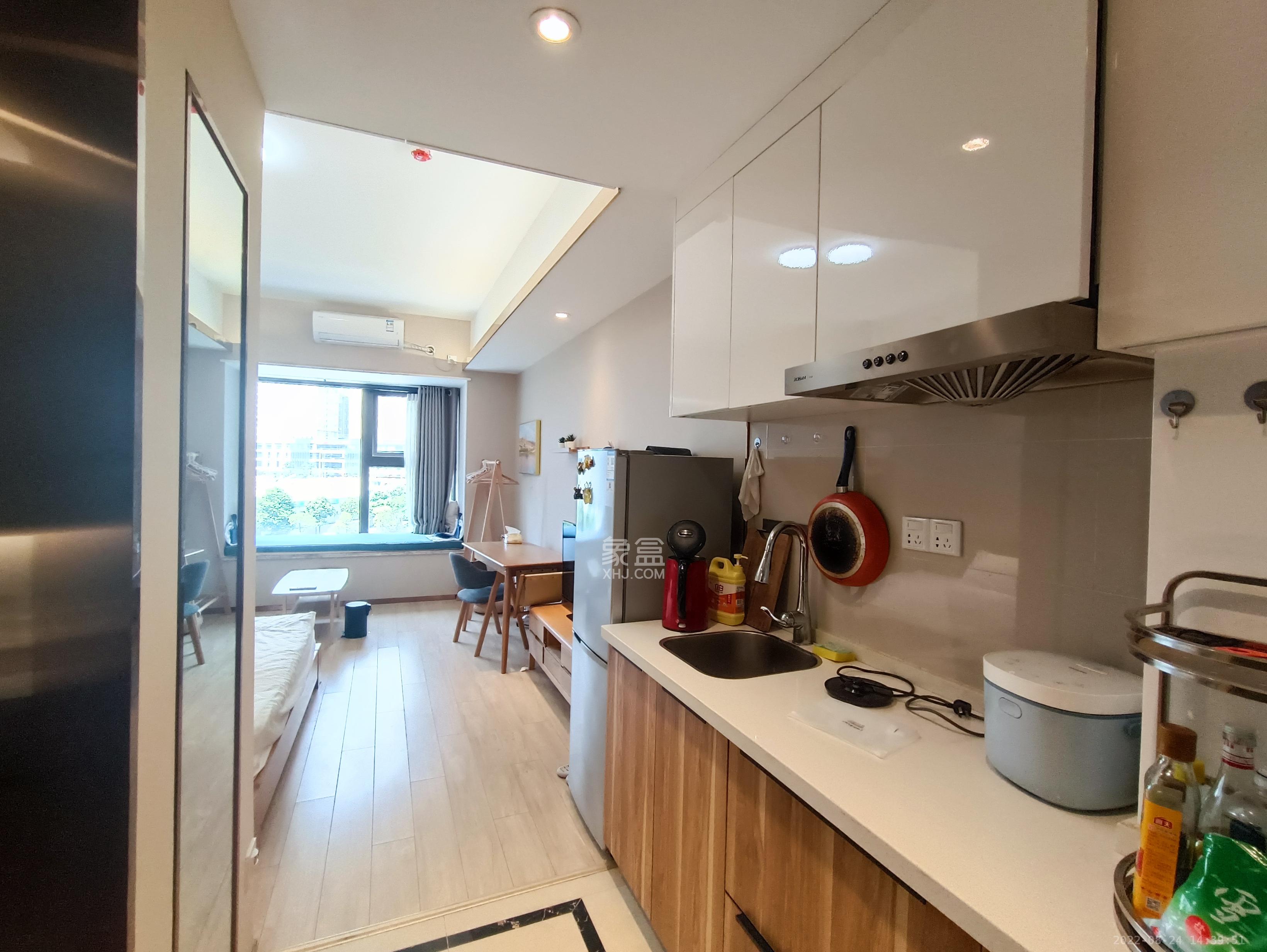 远洋外滩壹号  1室1厅1卫    2300.0元/月室内图