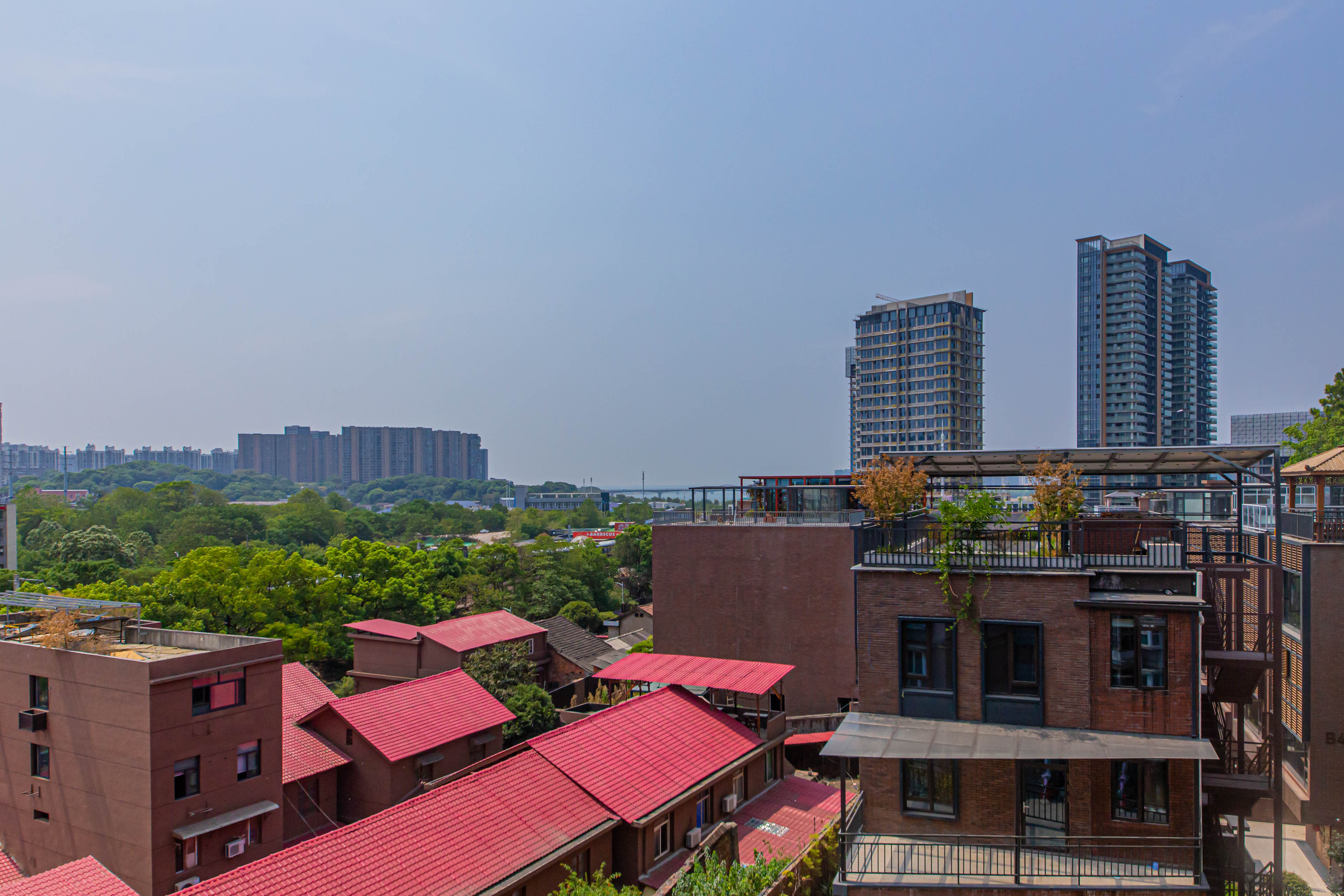 丽江翠园  2室1厅1卫   50.00万阳台