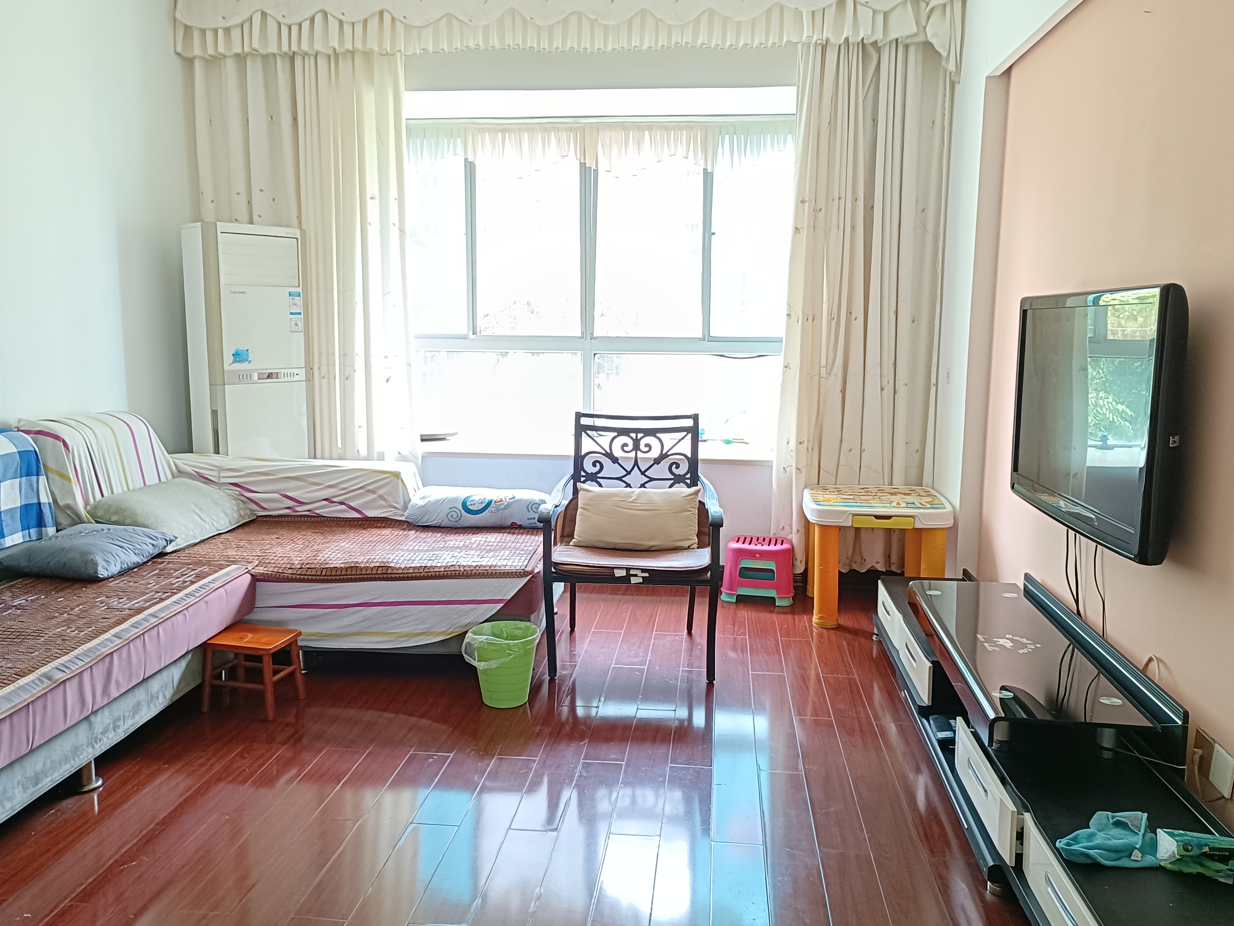 丽景滨江 3室2厅1卫 65.0万 丽景滨江 3室2厅1卫 65.0万室内图