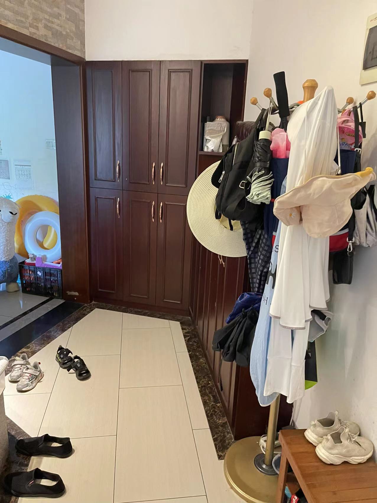 经世龙城 4室2厅2卫 130.0万 经世龙城 4室2厅2卫 130.0万室内图