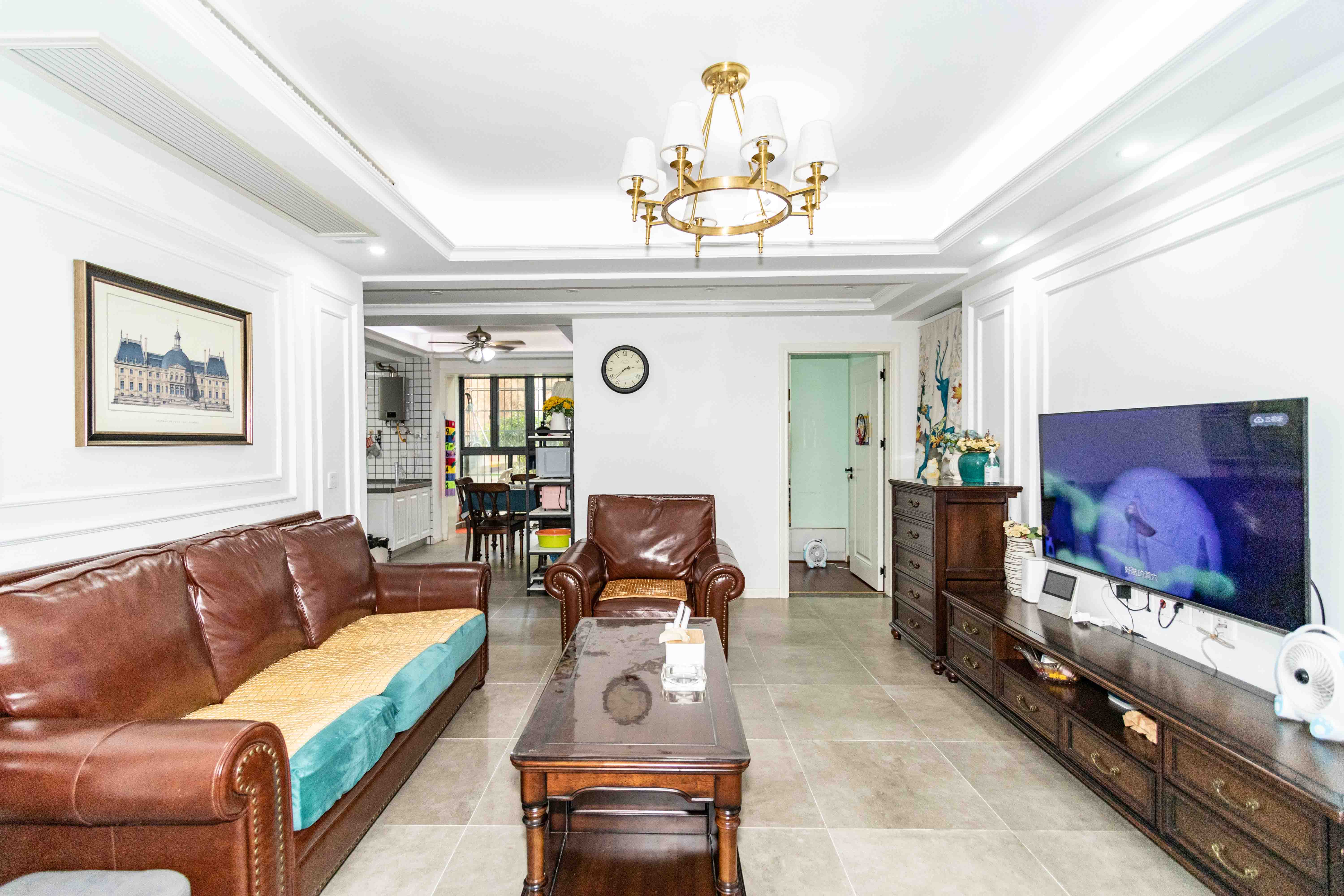 金谷豪庭 3室2厅2卫 69.8万 金谷豪庭 3室2厅2卫 69.8万客厅