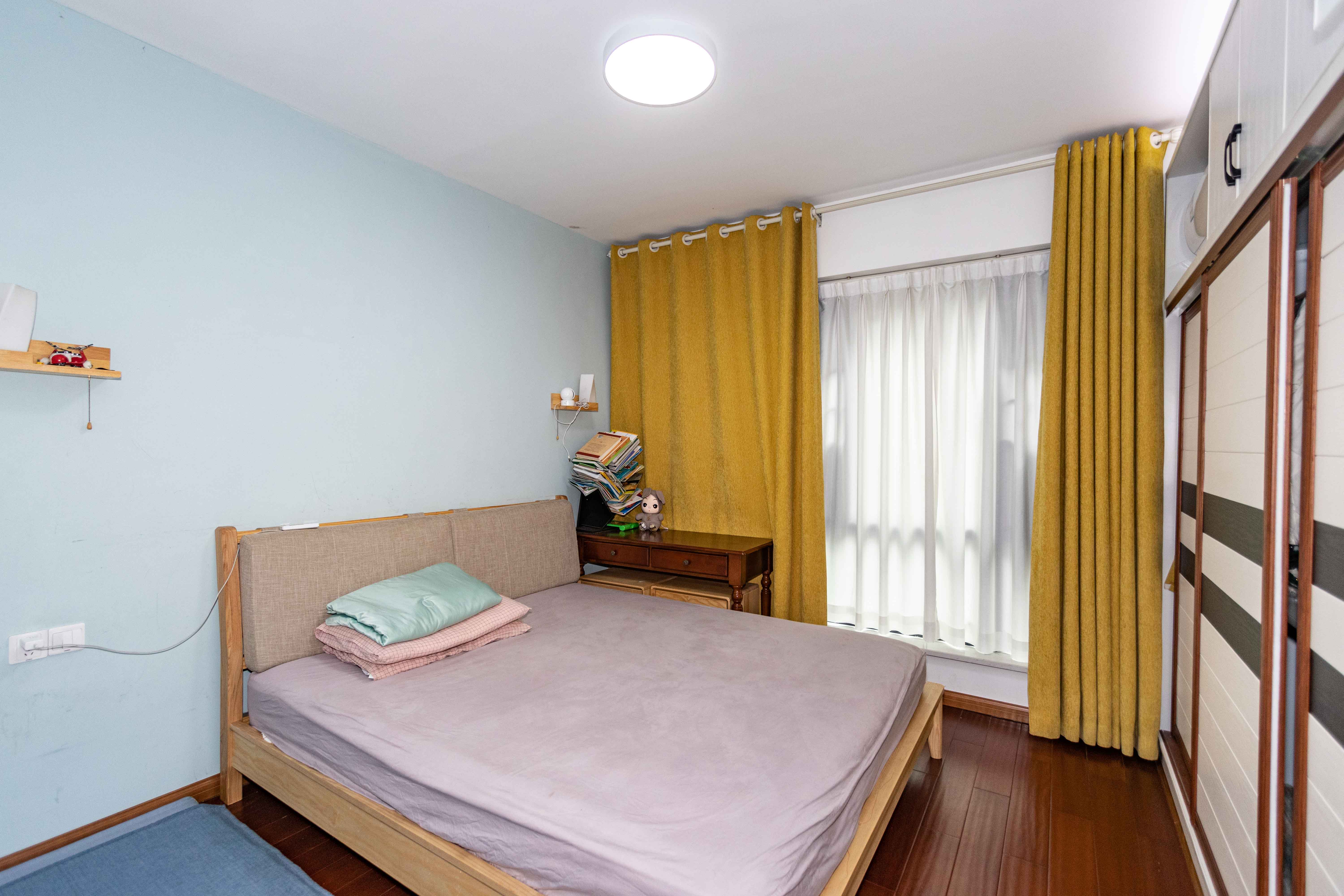 金谷豪庭 3室2厅2卫 69.8万 金谷豪庭 3室2厅2卫 69.8万卧室