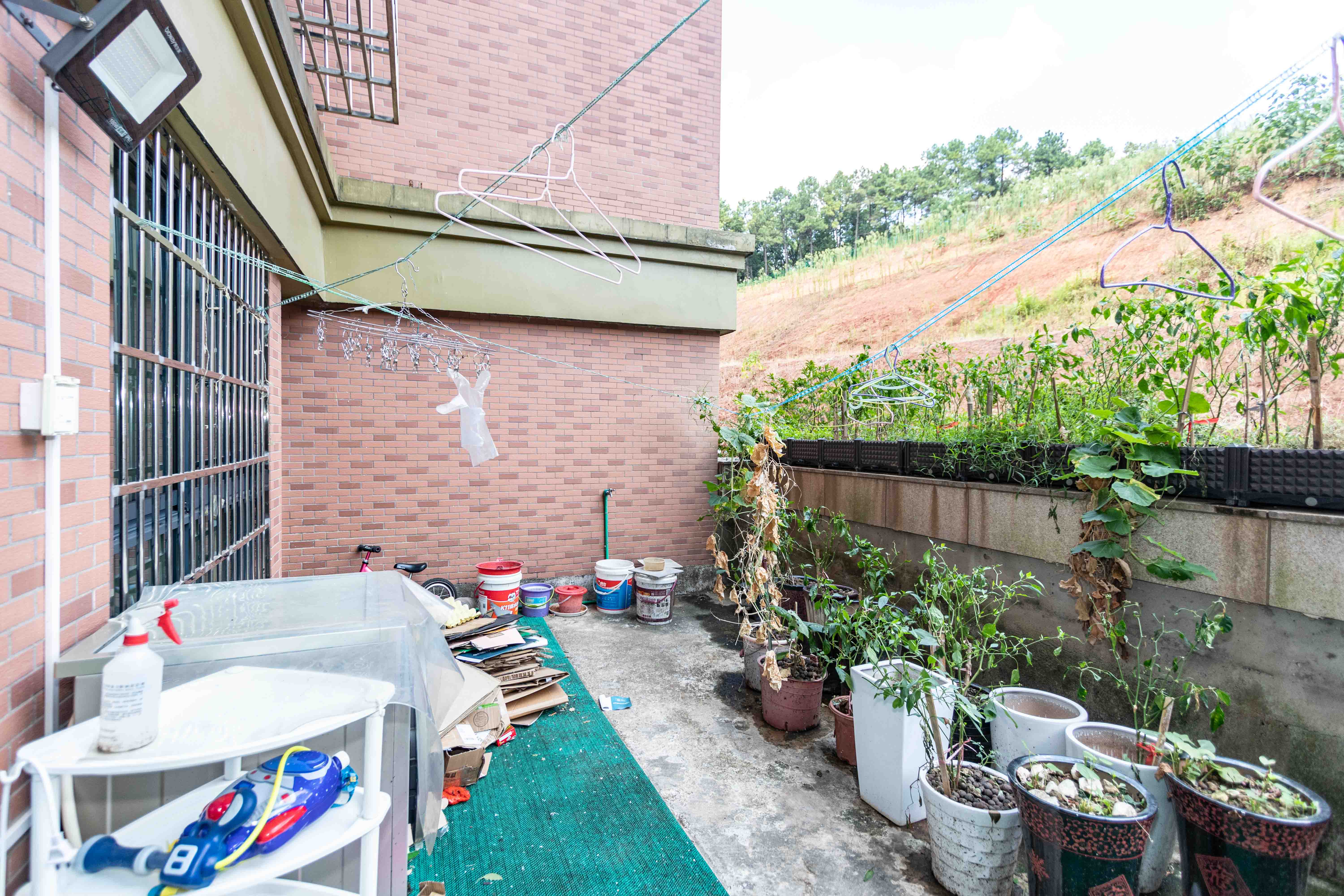 金谷豪庭 3室2厅2卫 69.8万 金谷豪庭 3室2厅2卫 69.8万阳台