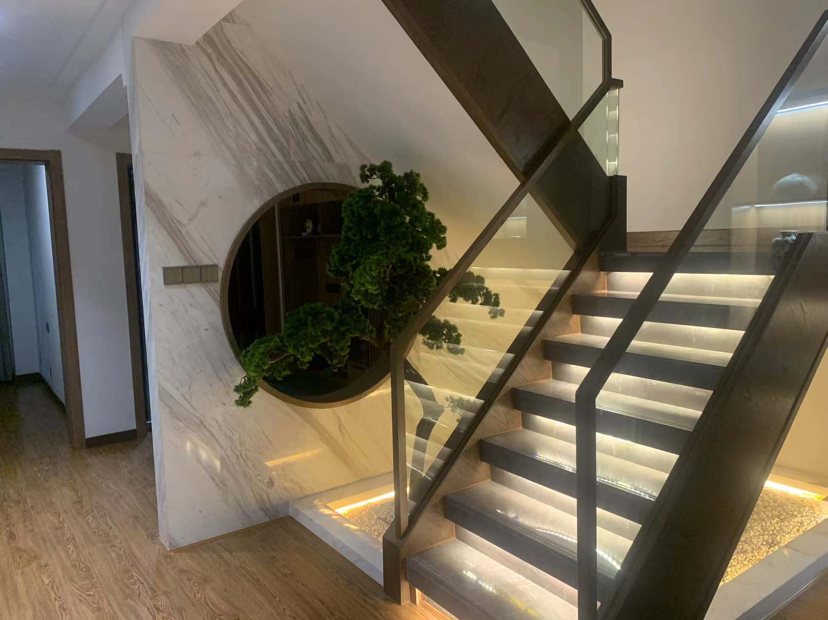 亿都澜庭 3室2厅3卫 126.0万 亿都澜庭 3室2厅3卫 126.0万室内图