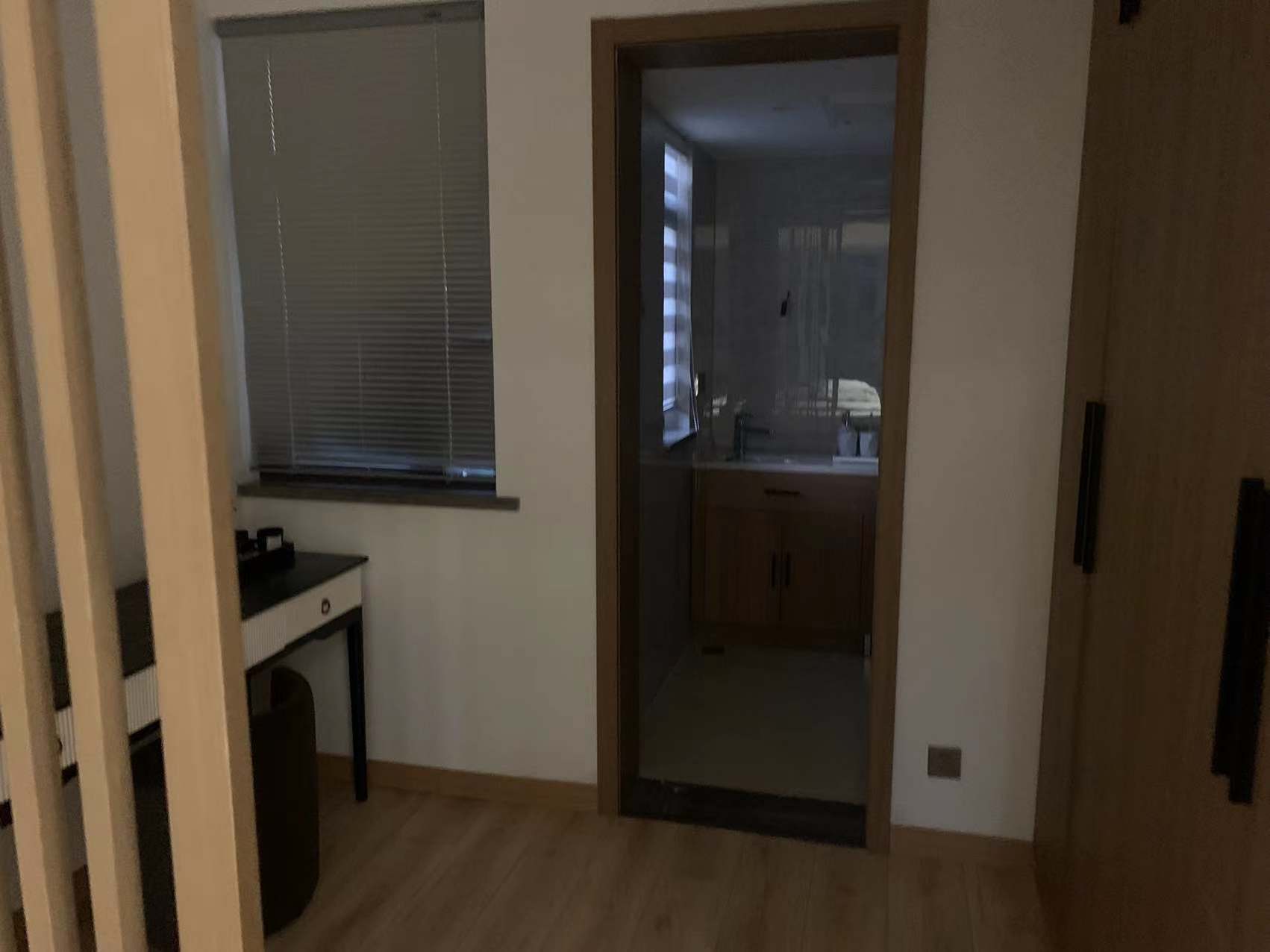 亿都澜庭 3室2厅3卫 126.0万 亿都澜庭 3室2厅3卫 126.0万室内图