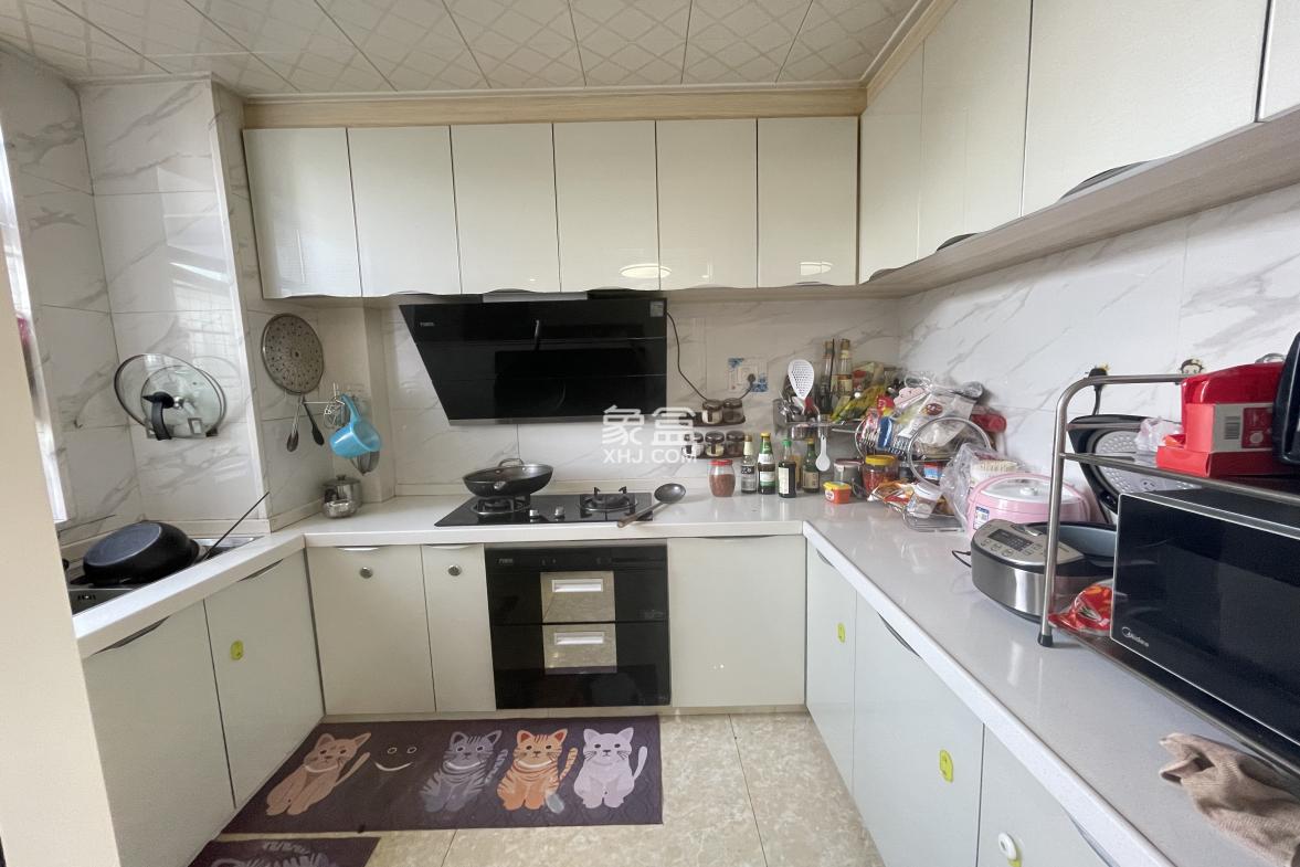 时代新城(翰林府) 4室2厅2卫 78.0万 时代新城(翰林府) 4室2厅2卫 78.0万室内图