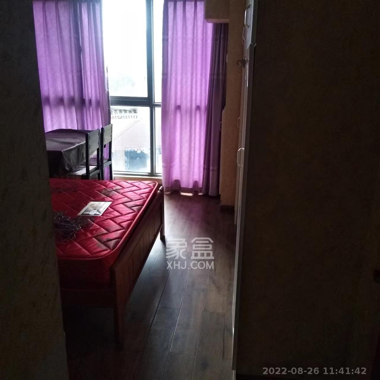 建鑫二期  4室2厅1卫   2300.00元/月室内图
