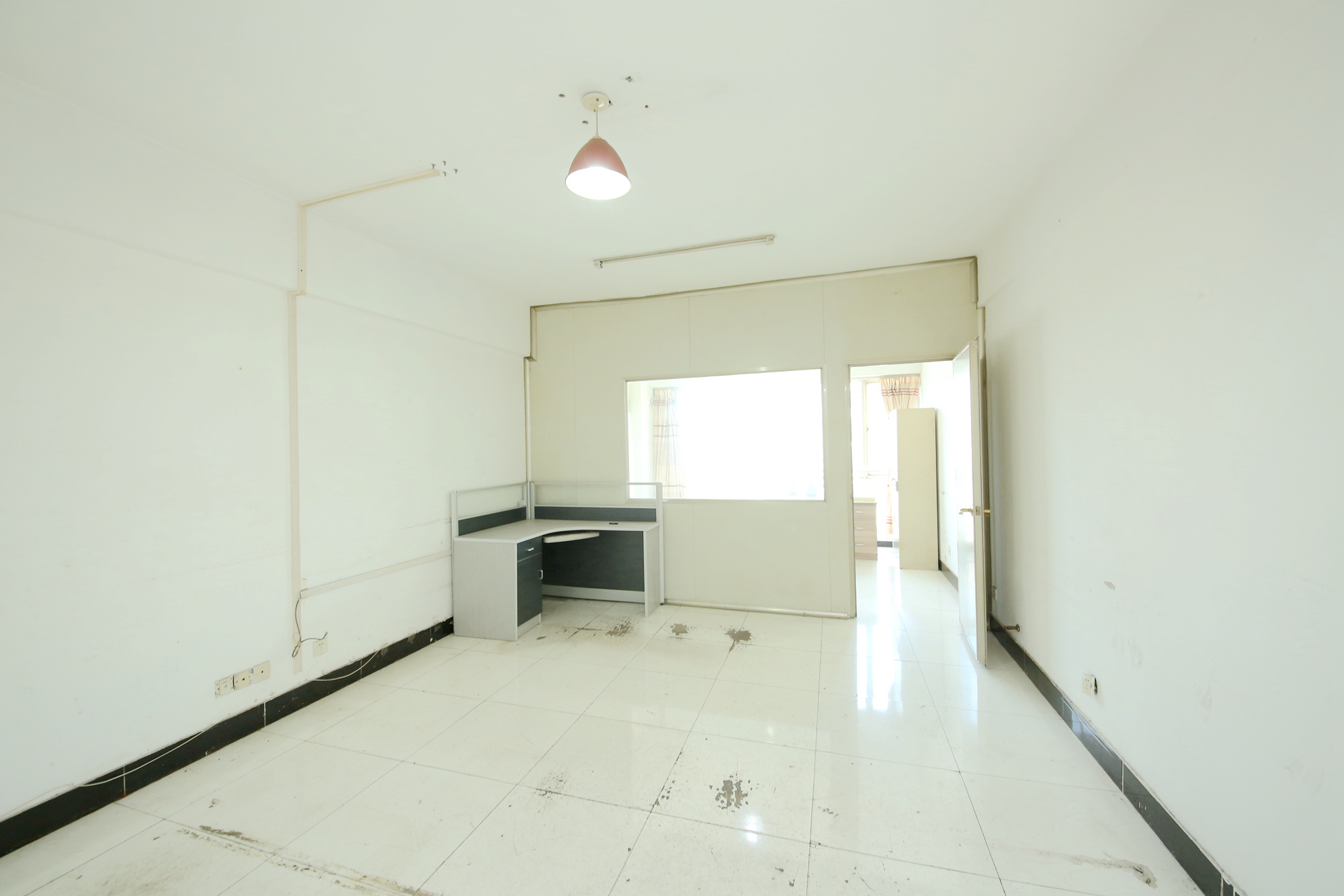 朝阳银座  1室1厅1卫    38.8万客厅