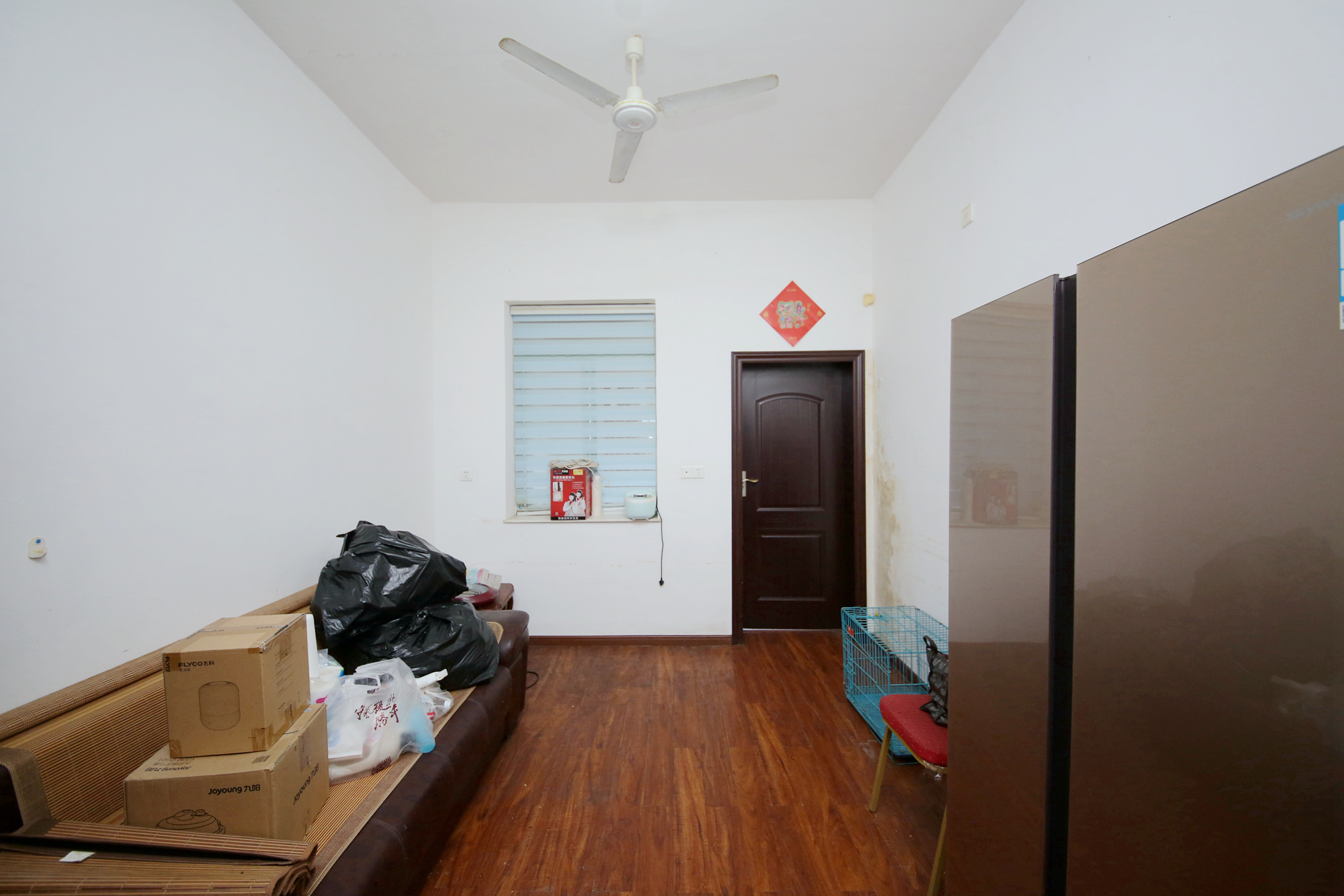 人民新村  2室1厅1卫    47.0万客厅