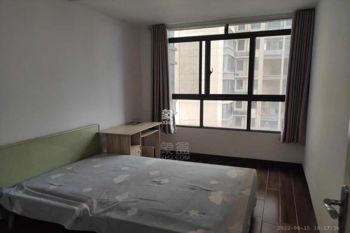 金轮翡翠名园  3室2厅1卫    90.0万 金轮翡翠名园  3室2厅1卫    90.0万室内图