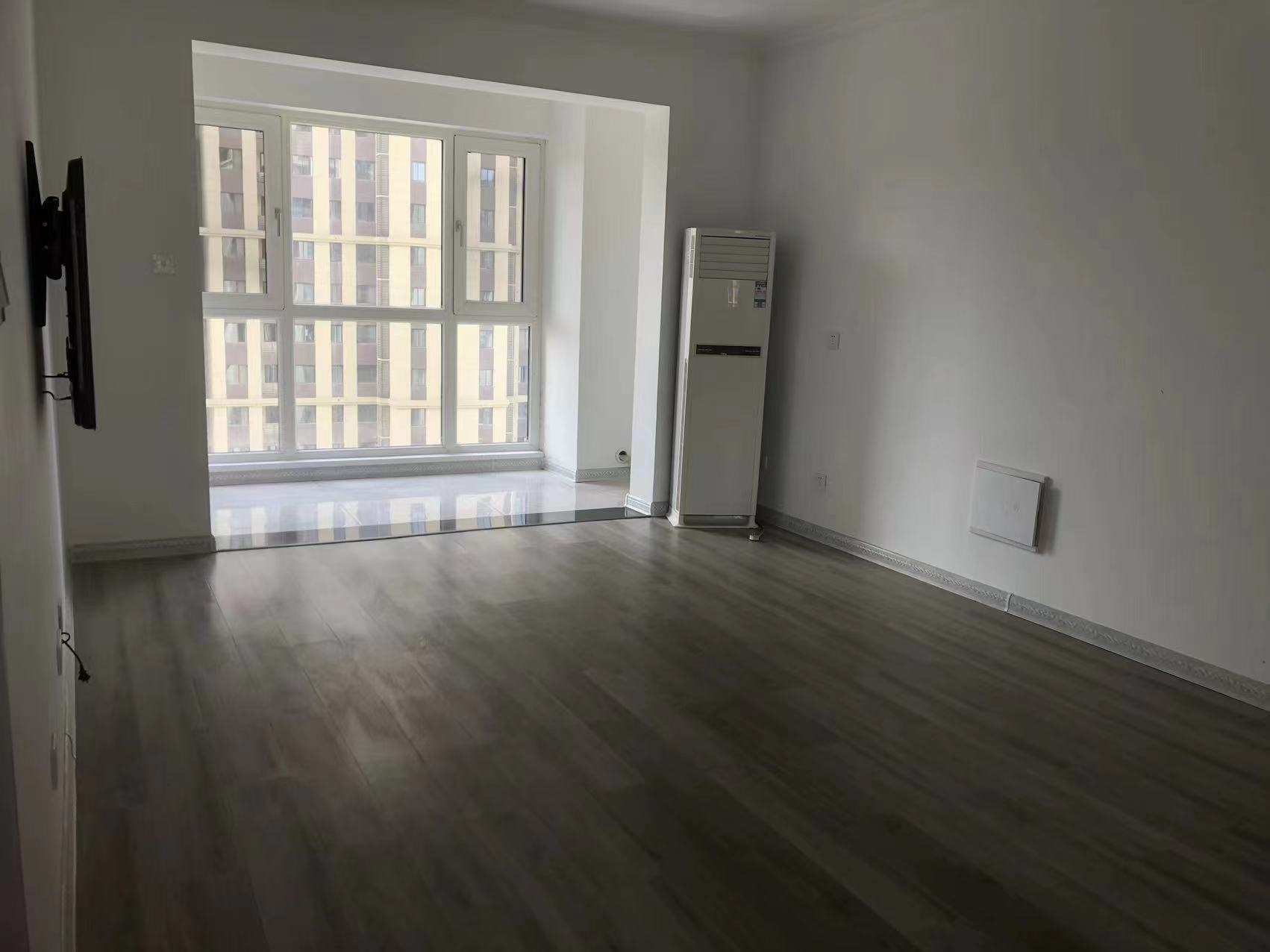 大华曲江公园世家六期 3室2厅2卫 2600.00元/月 大华曲江公园世家六期 3室2厅2卫 2600.00元/月室内图