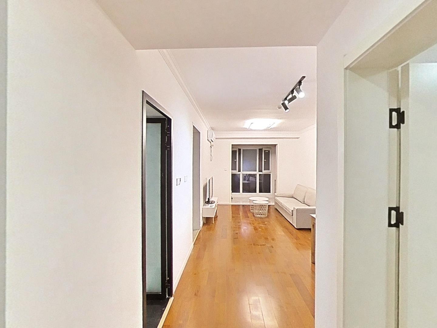 大华曲江公园世家六期 3室2厅1卫 2300.00元/月 大华曲江公园世家六期 3室2厅1卫 2300.00元/月室内图