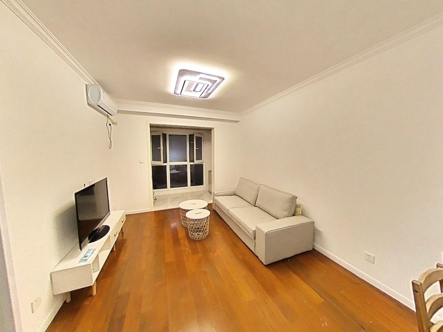 大华曲江公园世家六期 3室2厅1卫 2300.00元/月 大华曲江公园世家六期 3室2厅1卫 2300.00元/月室内图