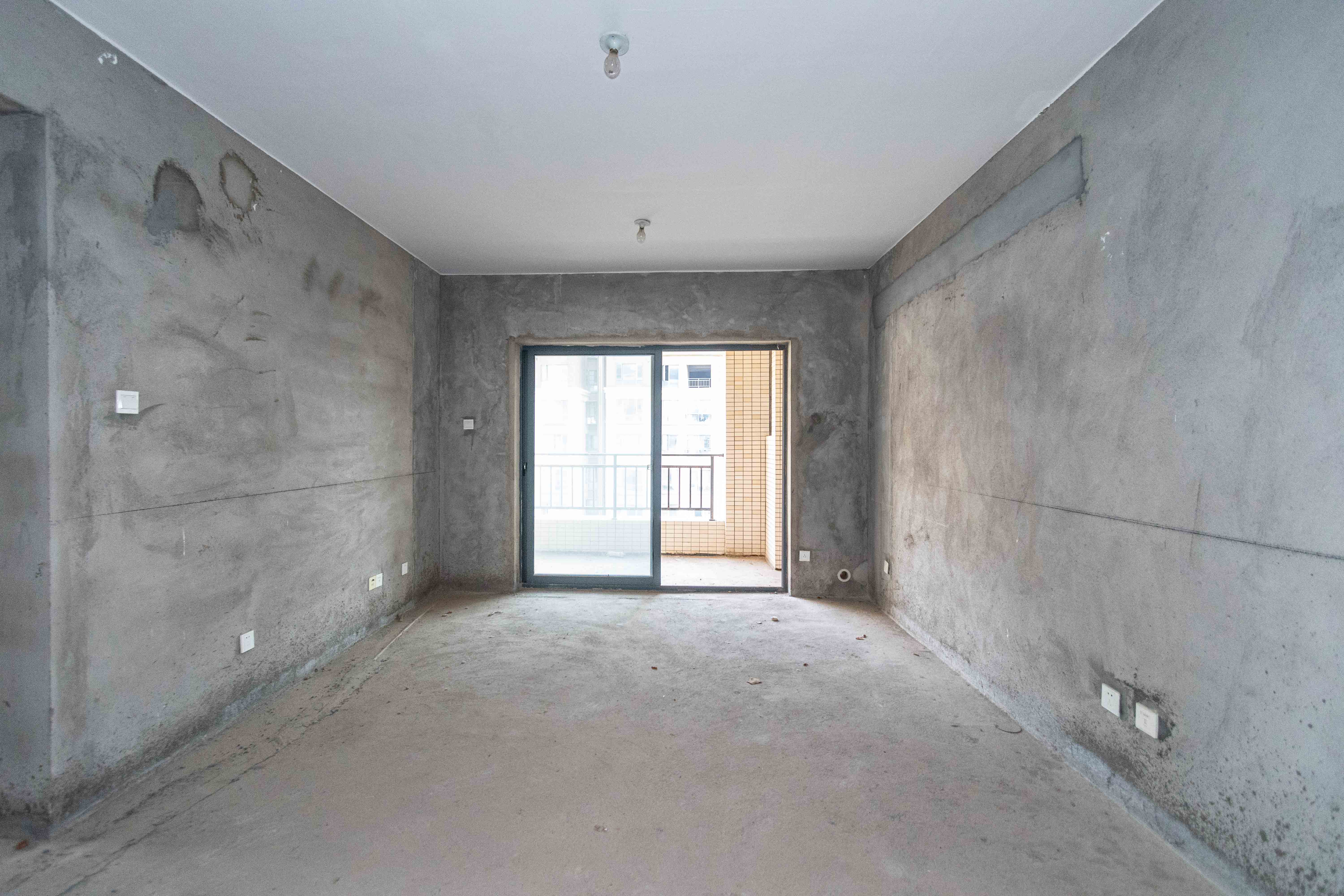 五矿紫湖香醍  2室2厅1卫    46.0万 五矿紫湖香醍  2室2厅1卫    46.0万客厅