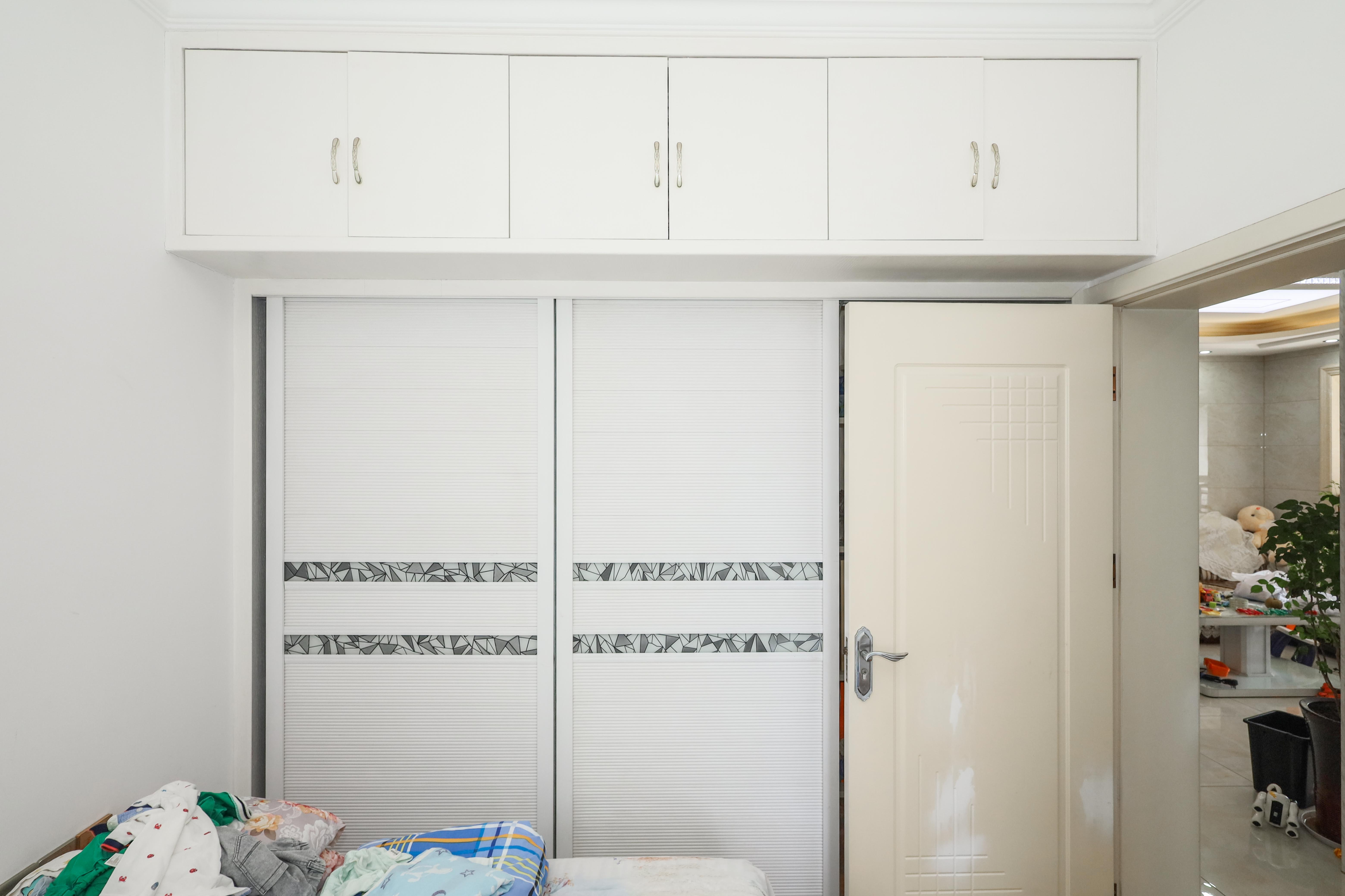 山水英伦海德广场  3室2厅2卫    110.0万卧室