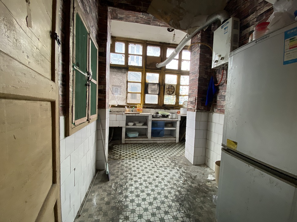 七一路散盘  2室2厅1卫    35.0万 七一路散盘  2室2厅1卫    35.0万室内图