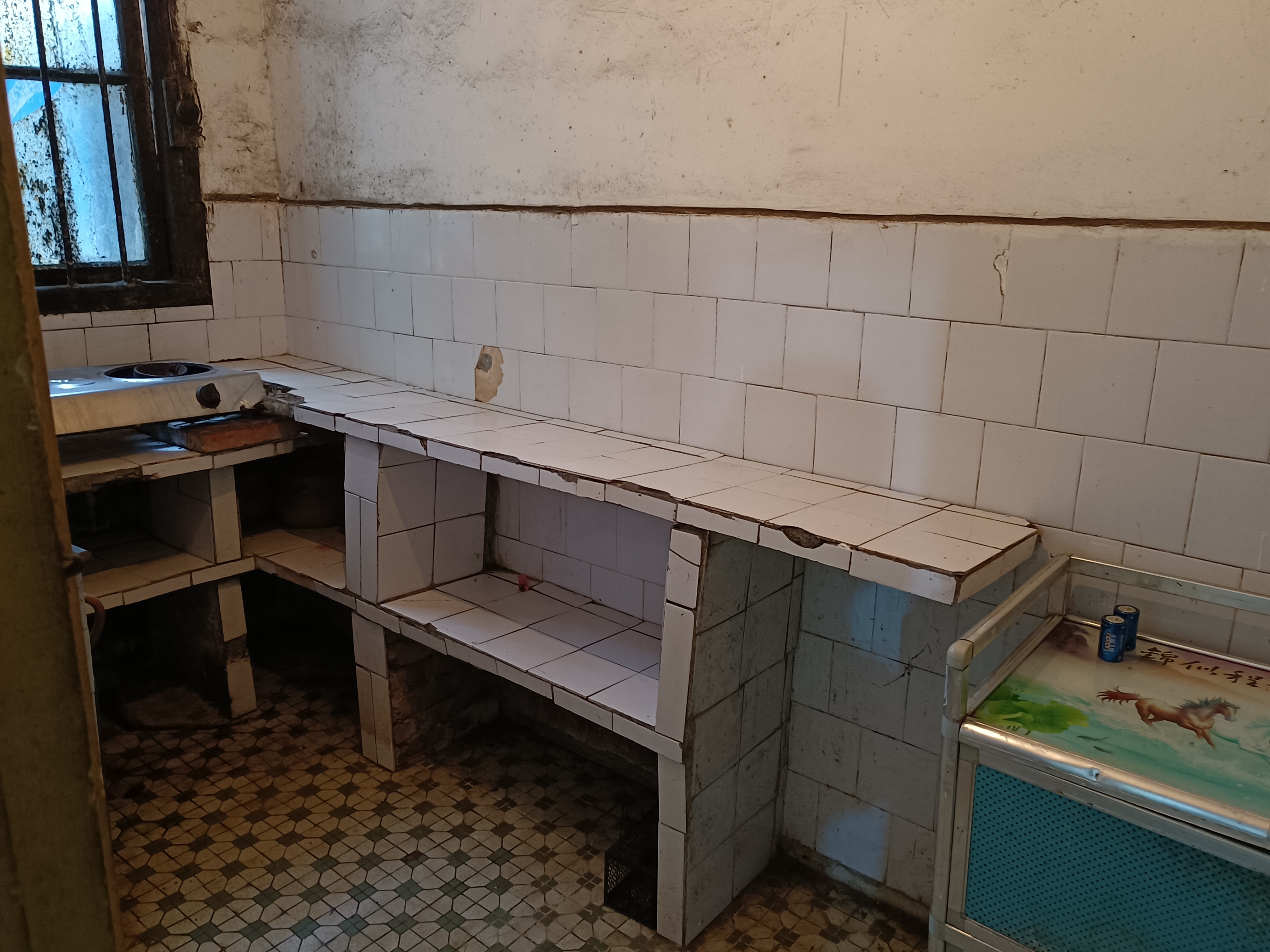 铁路小区 2室2厅1卫 25.0万 铁路小区 2室2厅1卫 25.0万室内图