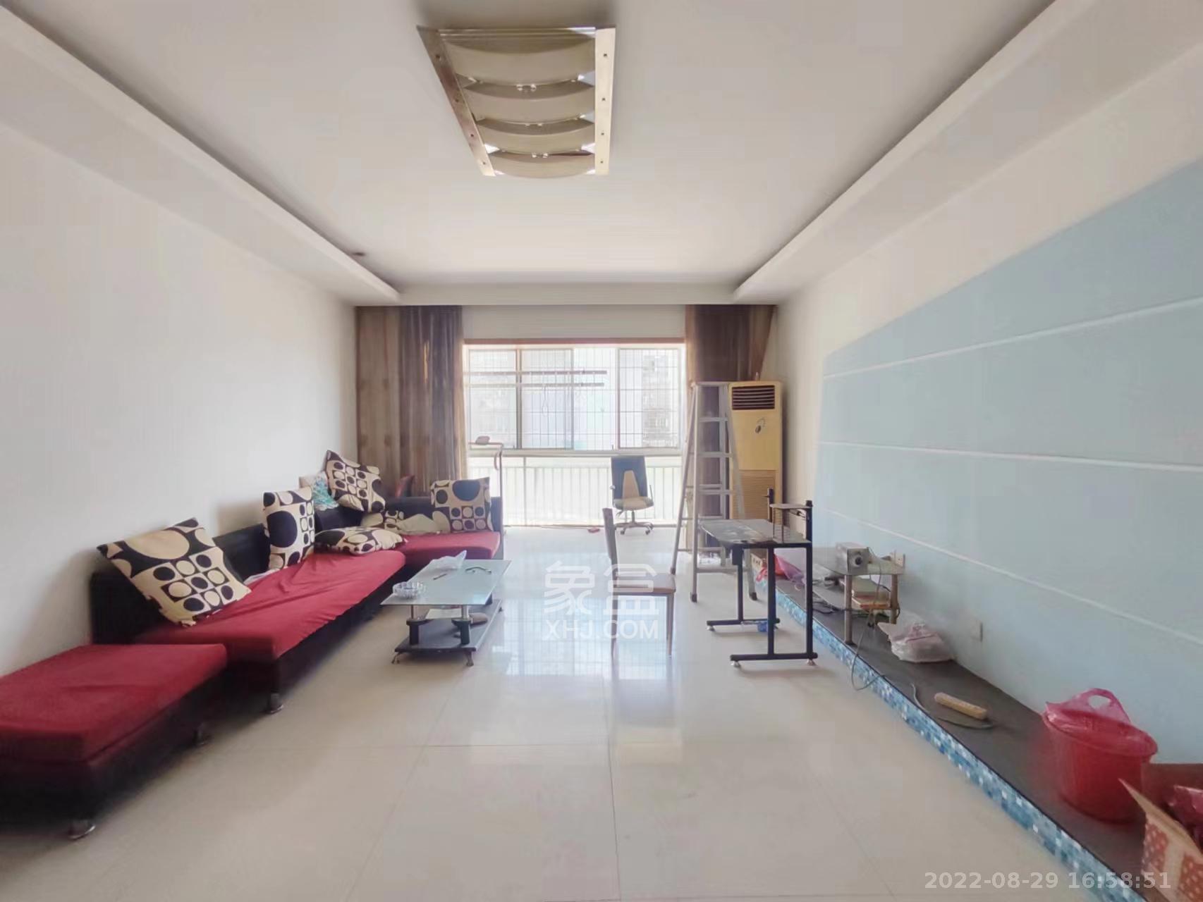 怡美园  3室2厅2卫   1200.00元/月室内图