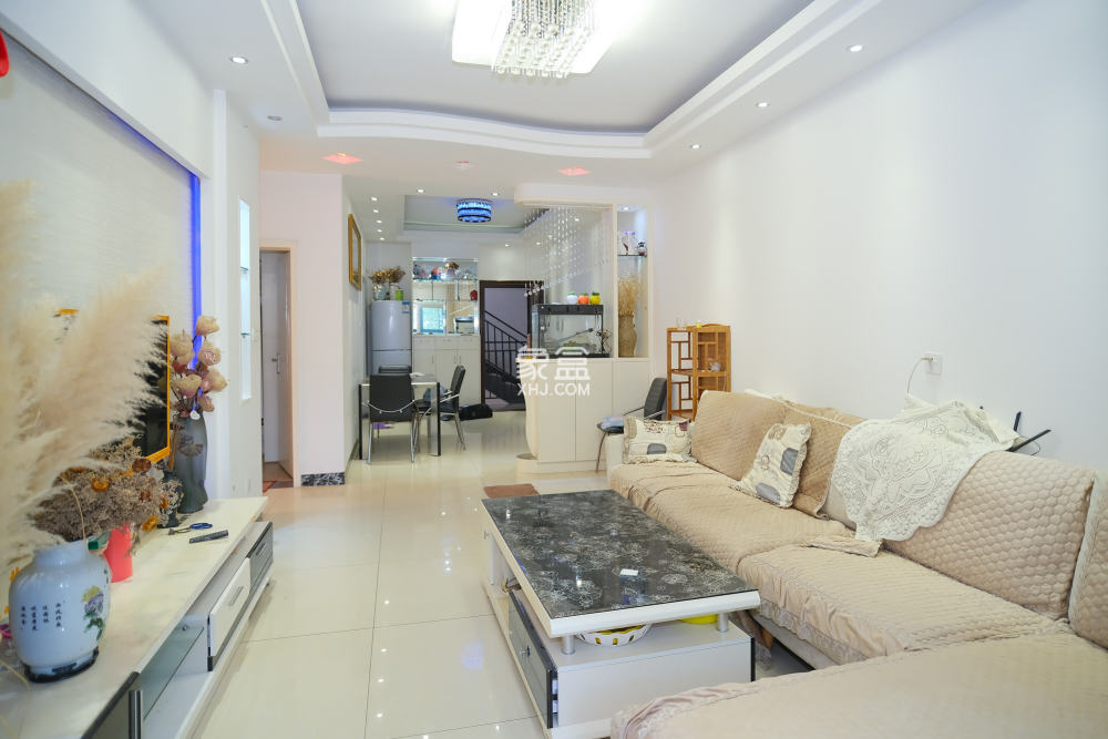 山水湾  2室2厅1卫    40.7万