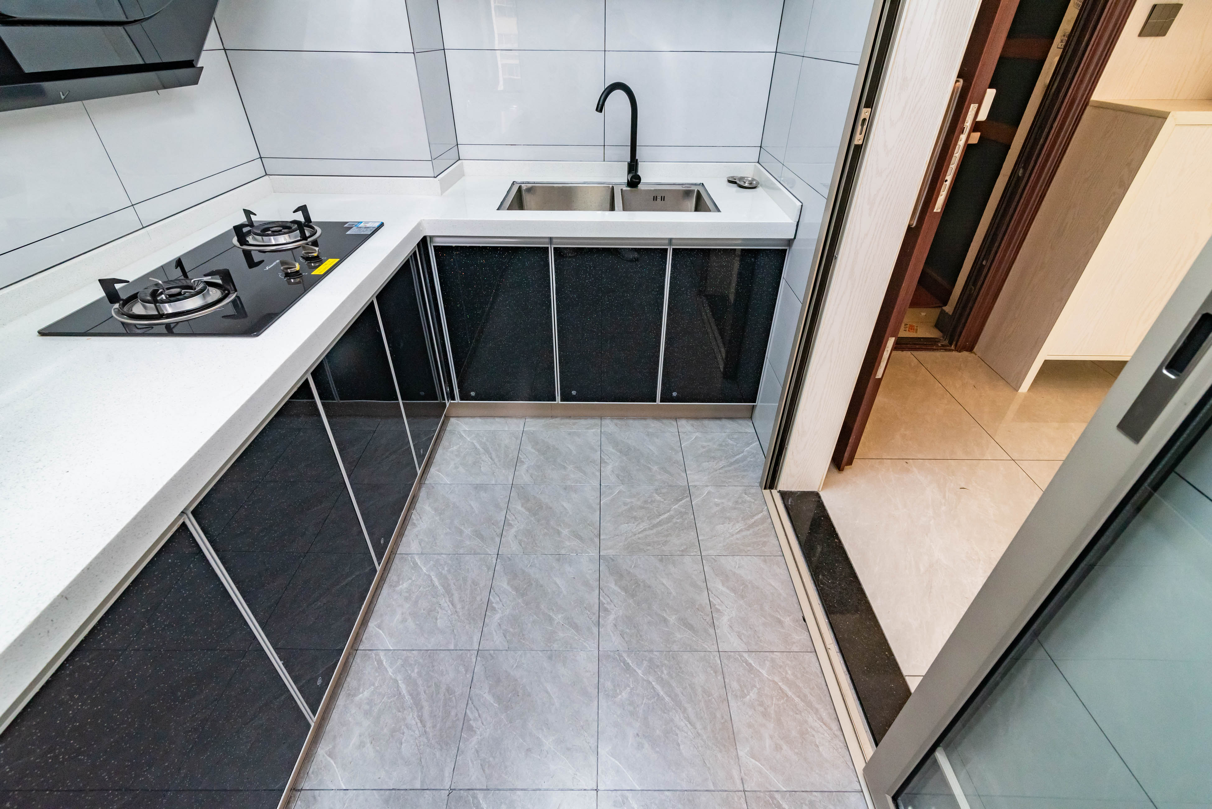 紫晶城  2室2厅1卫    49.8万 紫晶城  2室2厅1卫    49.8万厨房