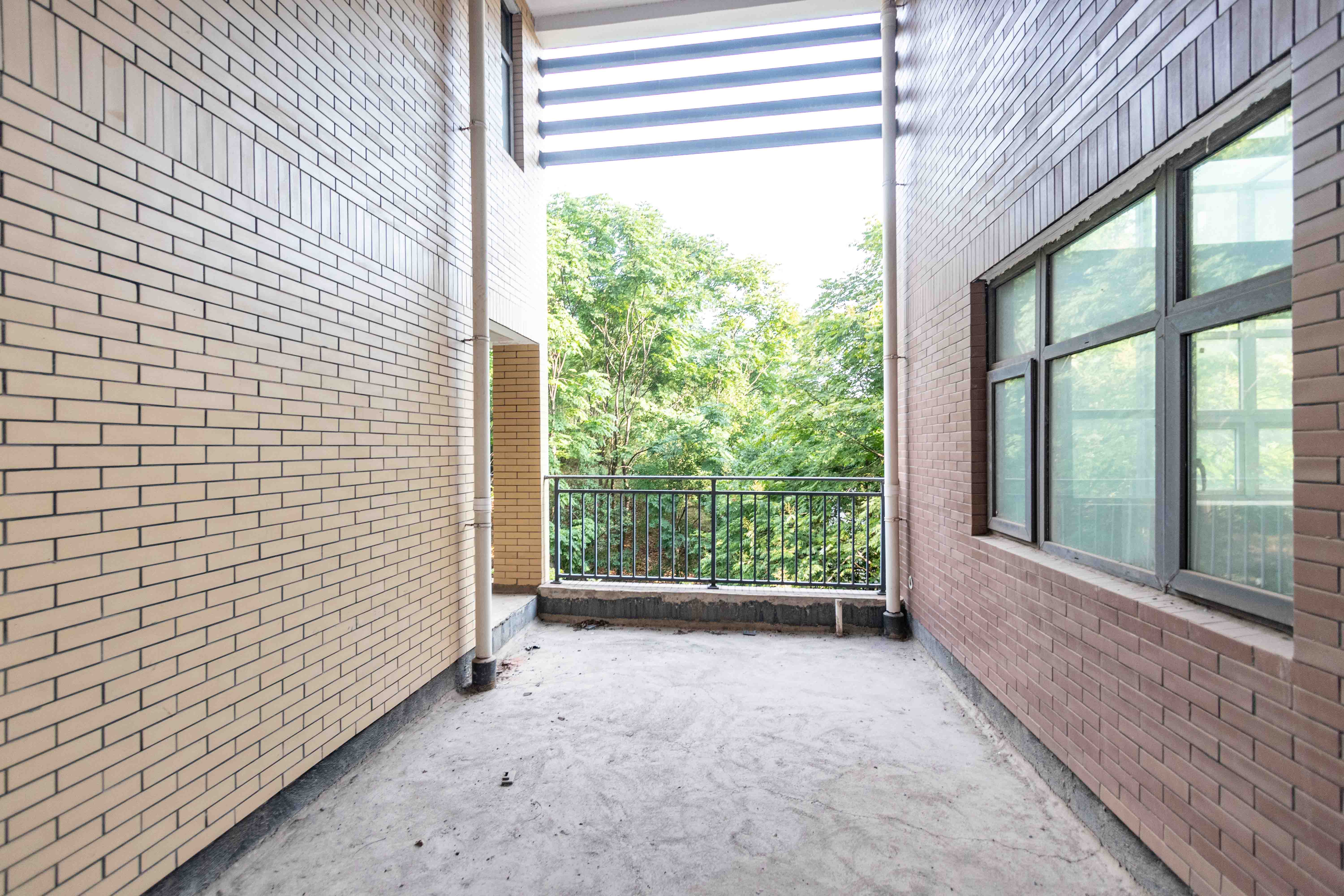 汇金城/嘉华城一期 5室2厅2卫 260.0万 汇金城/嘉华城一期 5室2厅2卫 260.0万其他