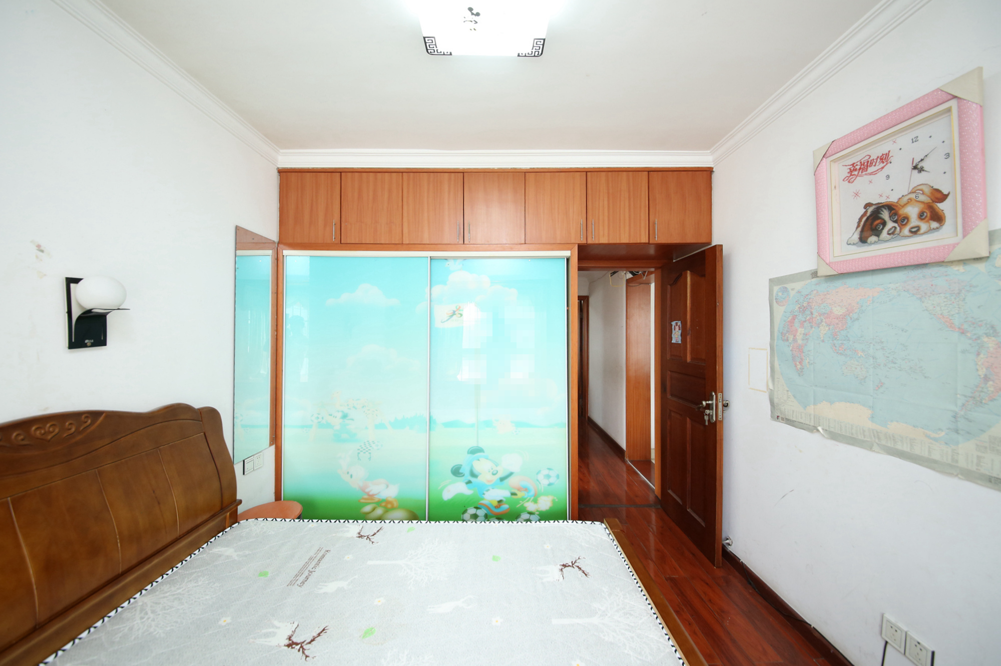 星典时代  3室2厅1卫   98.00万卧室