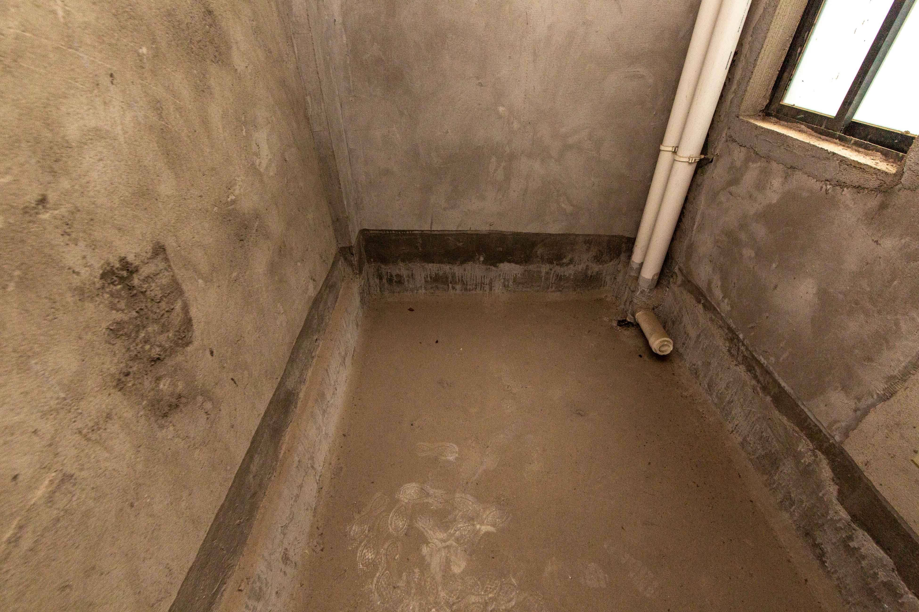 融科东南海  5室2厅2卫   170.00万卫生间