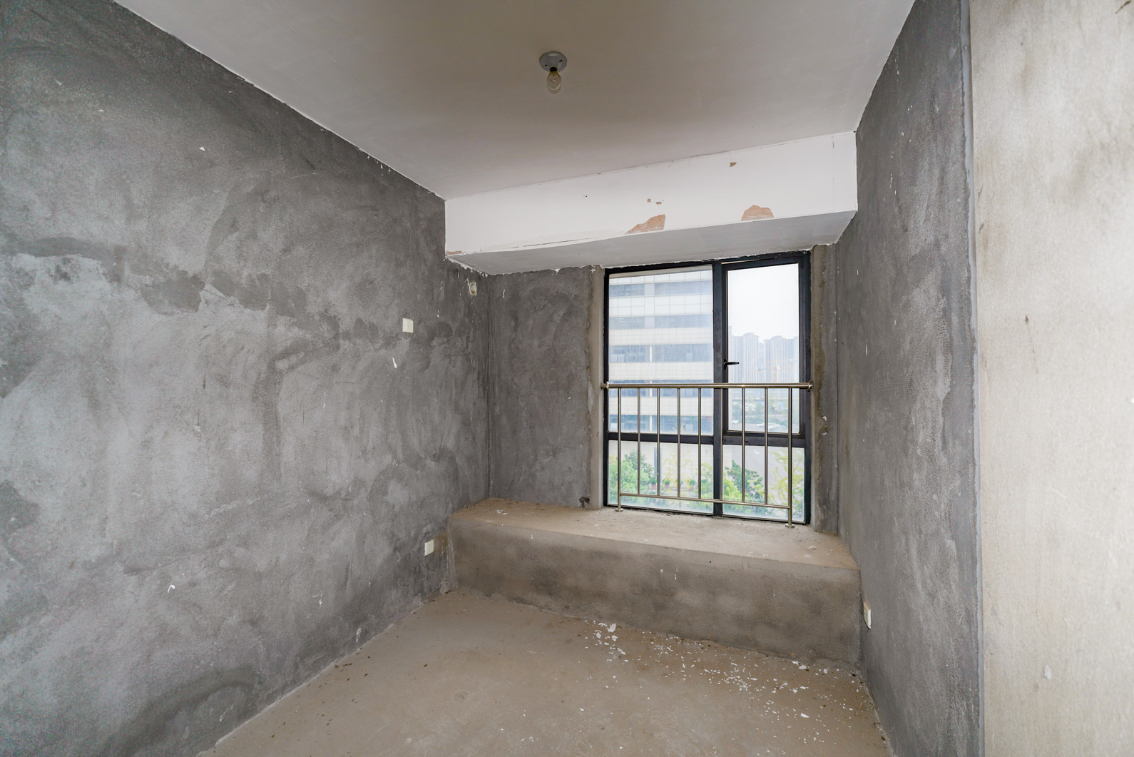 长房南屏锦源  4室2厅2卫   140.00万其他