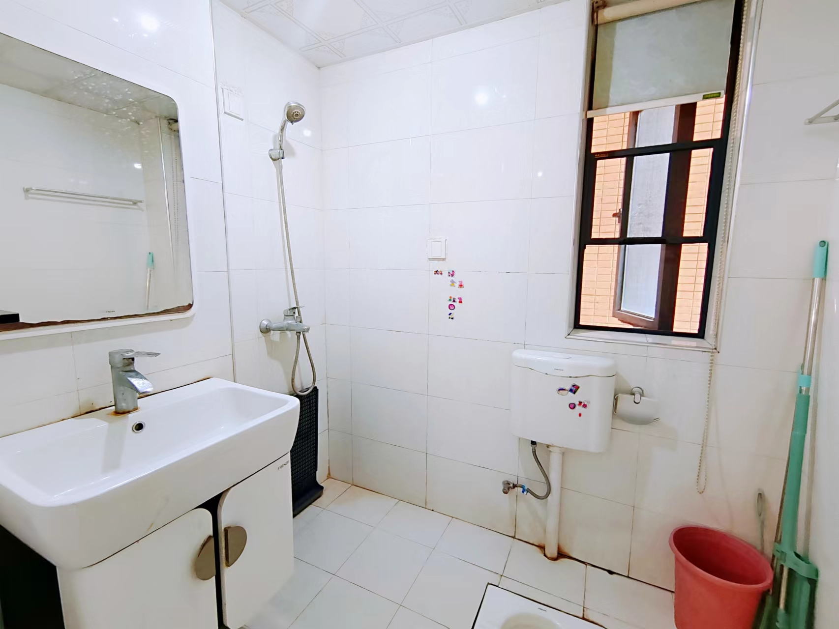 泰山公馆 2室2厅1卫 54.0万 泰山公馆 2室2厅1卫 54.0万室内图