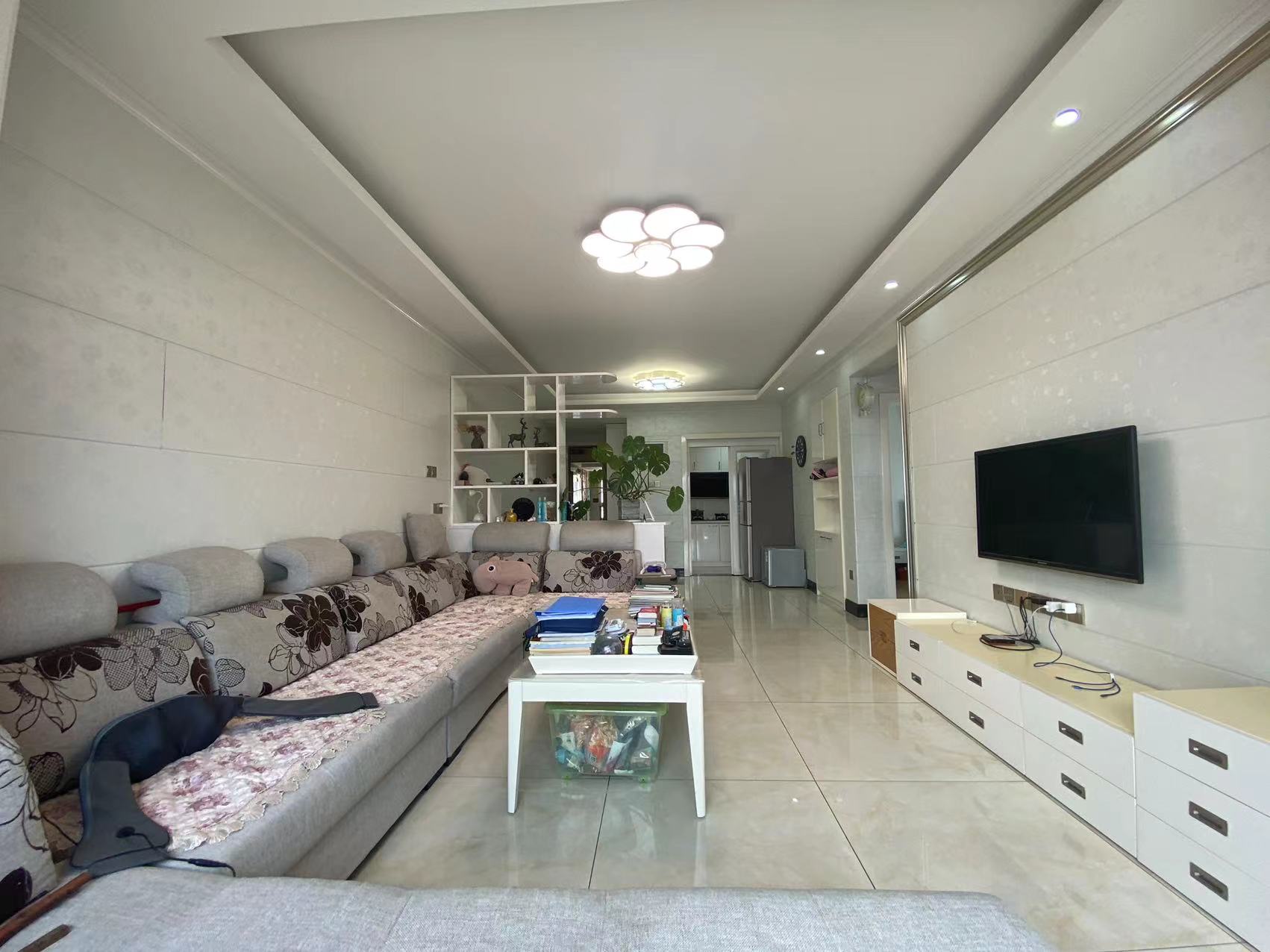 佳兆业金域天下三期 2室2厅1卫 66.0万 佳兆业金域天下三期 2室2厅1卫 66.0万室内图