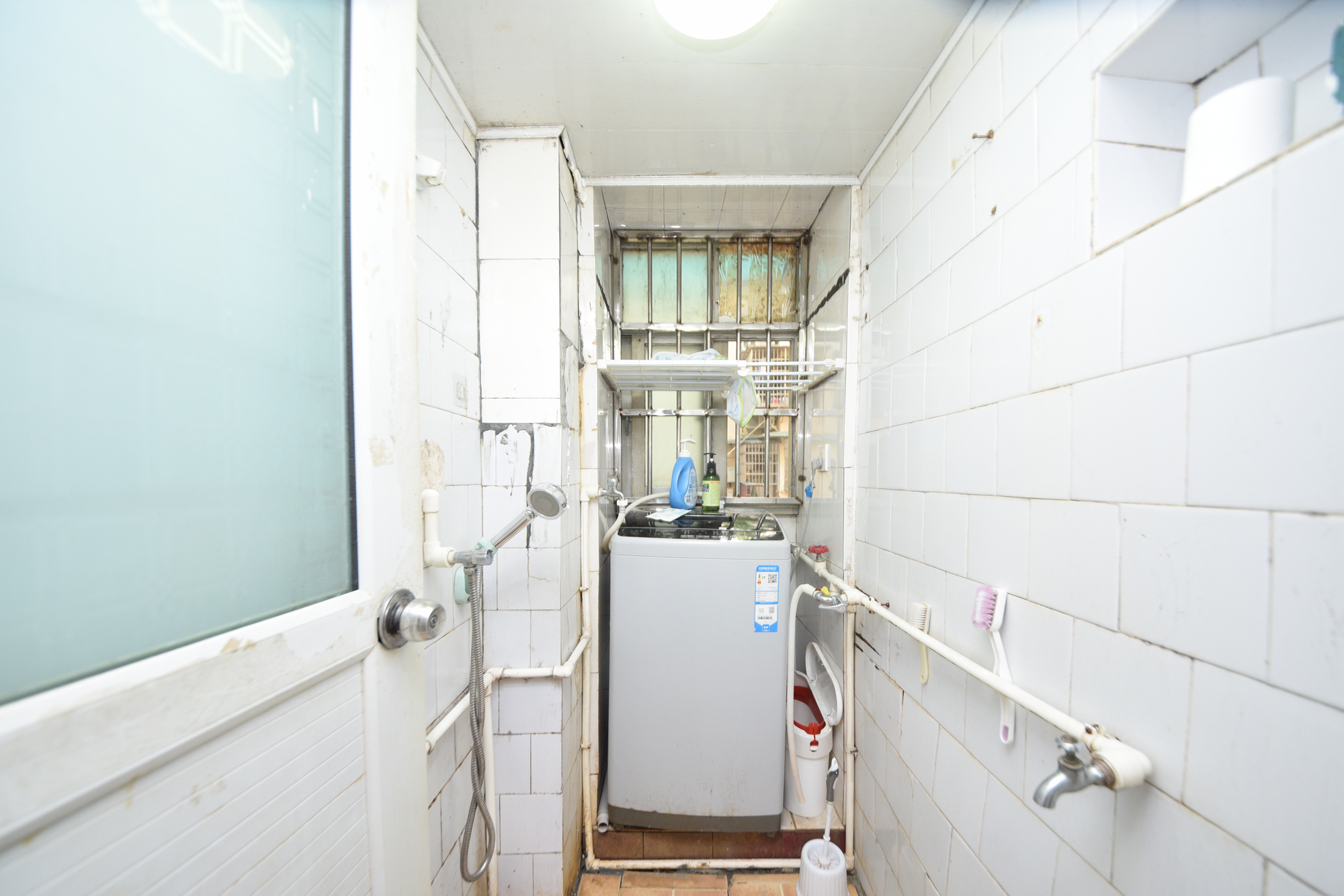 红旗社区  2室1厅1卫   44.80万卫生间