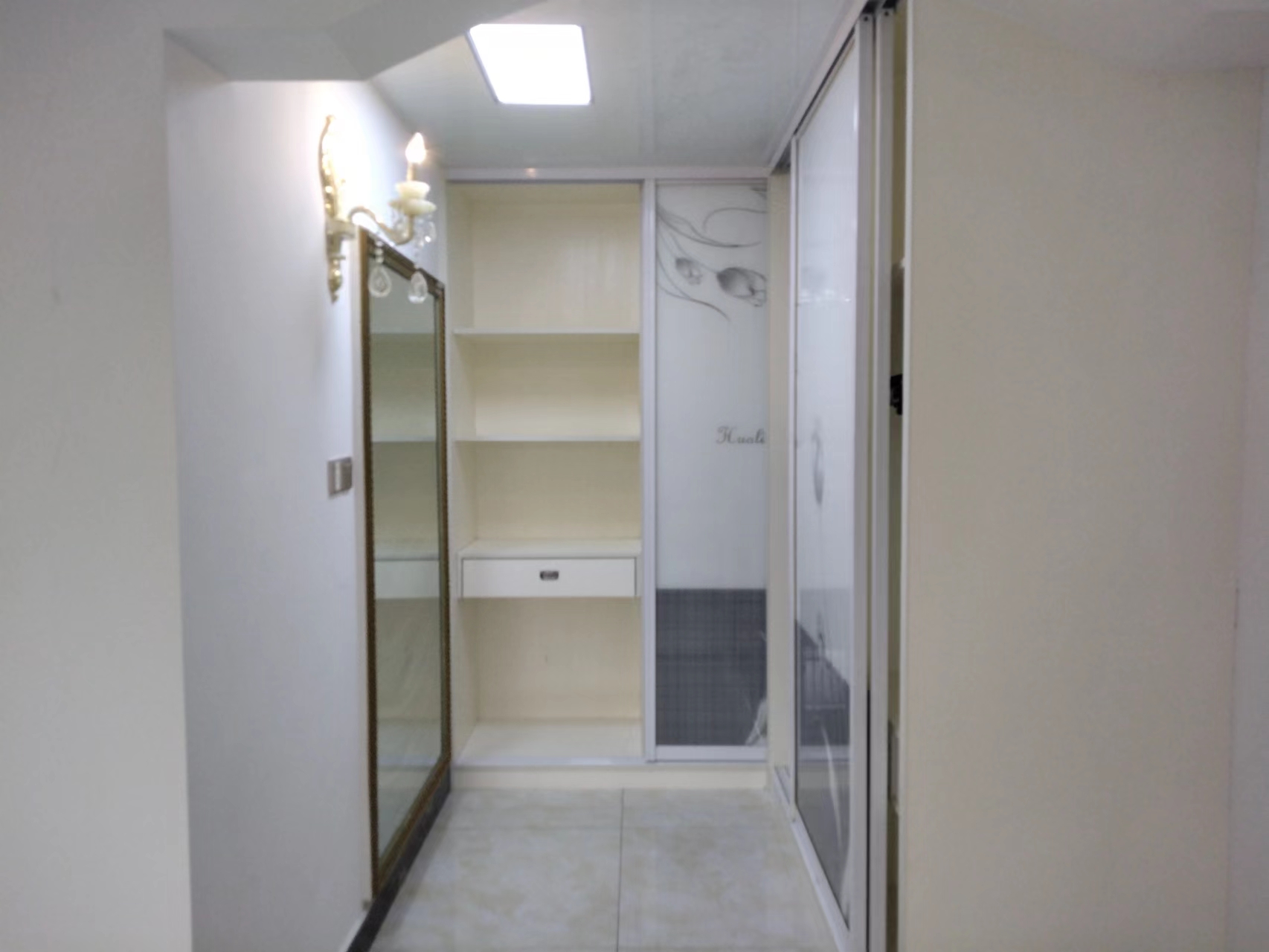 颐景园3期协力小区 3室2厅1卫 71.80万 颐景园3期协力小区 3室2厅1卫 71.80万室内图