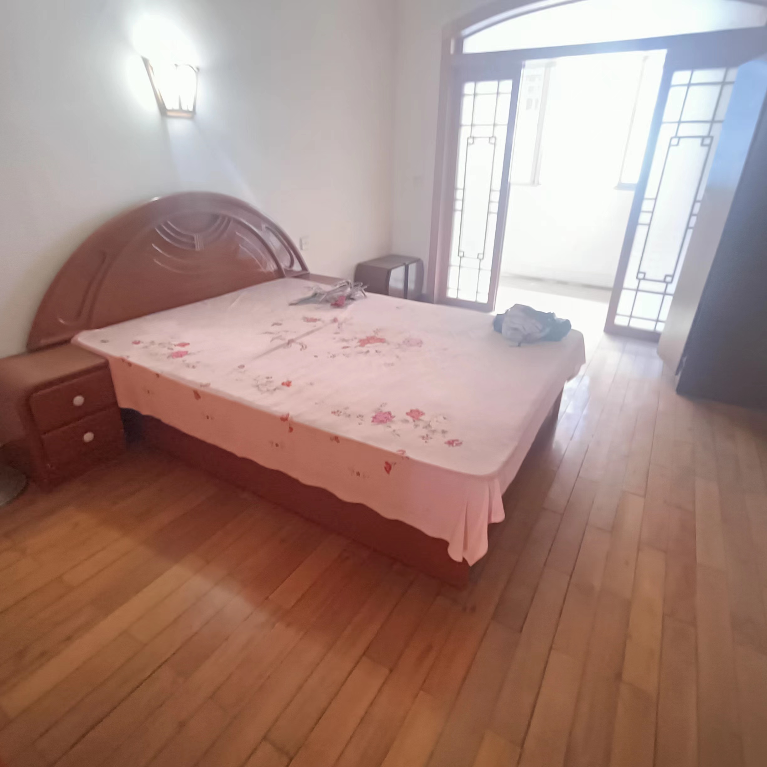 大同花苑 3室2厅2卫 56.8万 大同花苑 3室2厅2卫 56.8万客厅