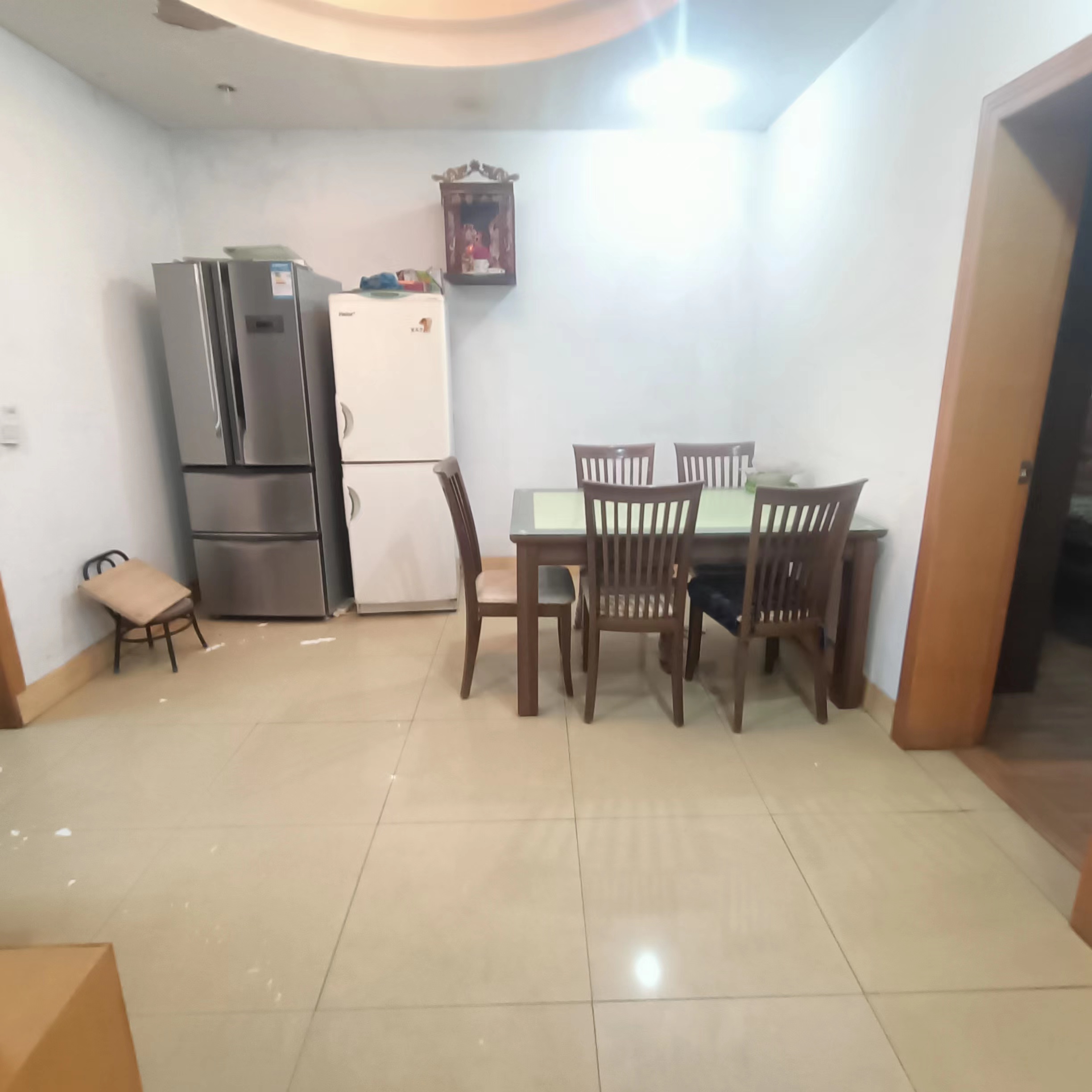 大同花苑 3室2厅2卫 56.8万 大同花苑 3室2厅2卫 56.8万客厅