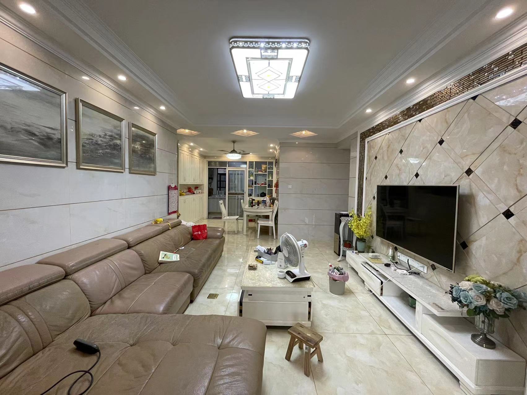 提香蓝岸 3室2厅2卫 86.0万 提香蓝岸 3室2厅2卫 86.0万室内图