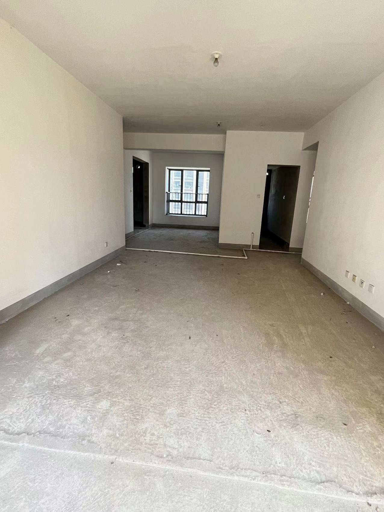 山水洲城华晨第一城 3室2厅1卫 86.0万 山水洲城华晨第一城 3室2厅1卫 86.0万室内图