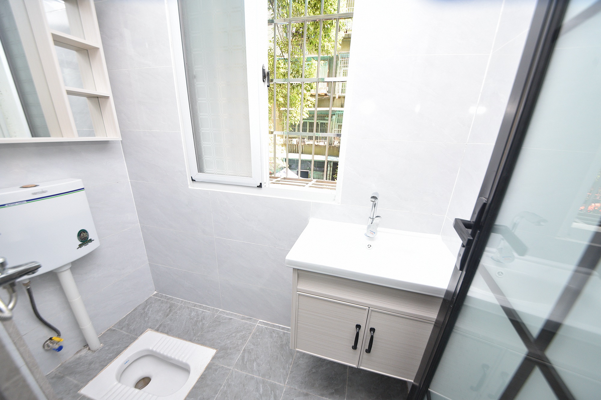 红旗区四片  2室1厅1卫    46.8万卫生间