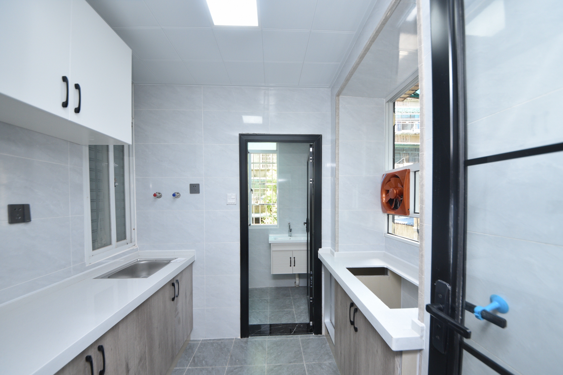 红旗区四片  2室1厅1卫    46.8万厨房